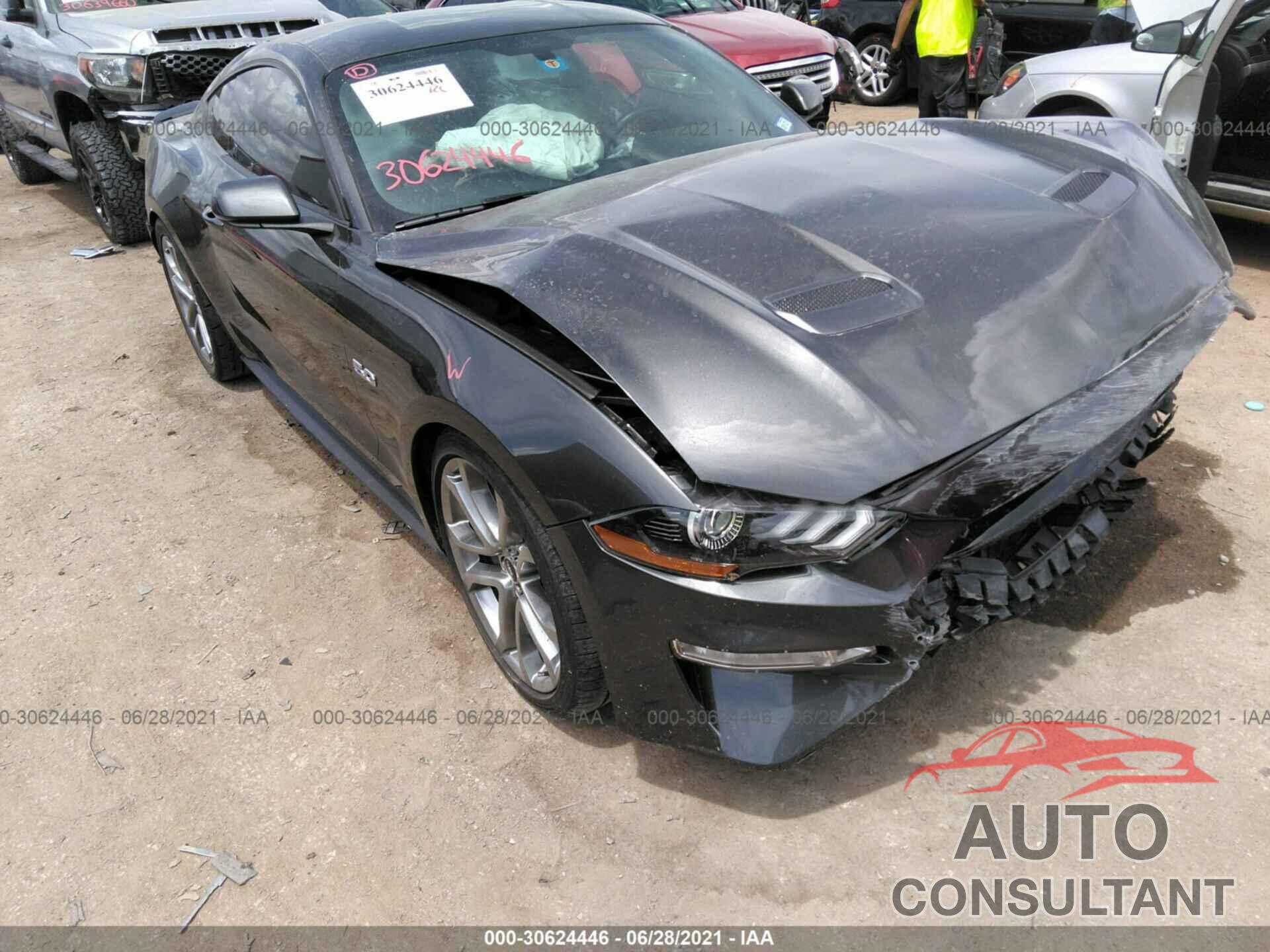 FORD MUSTANG 2019 - 1FA6P8CF3K5197472