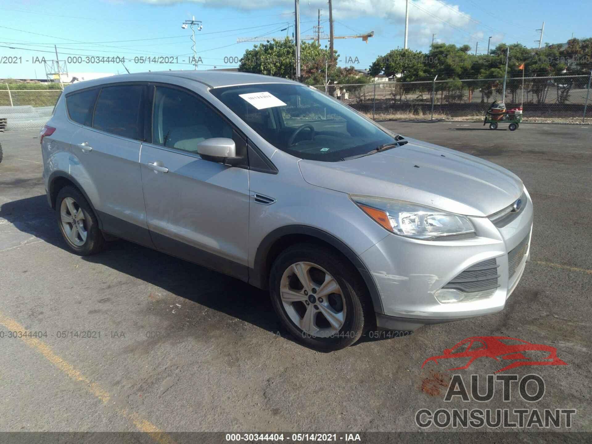 FORD ESCAPE 2016 - 1FMCU0GX5GUB08228