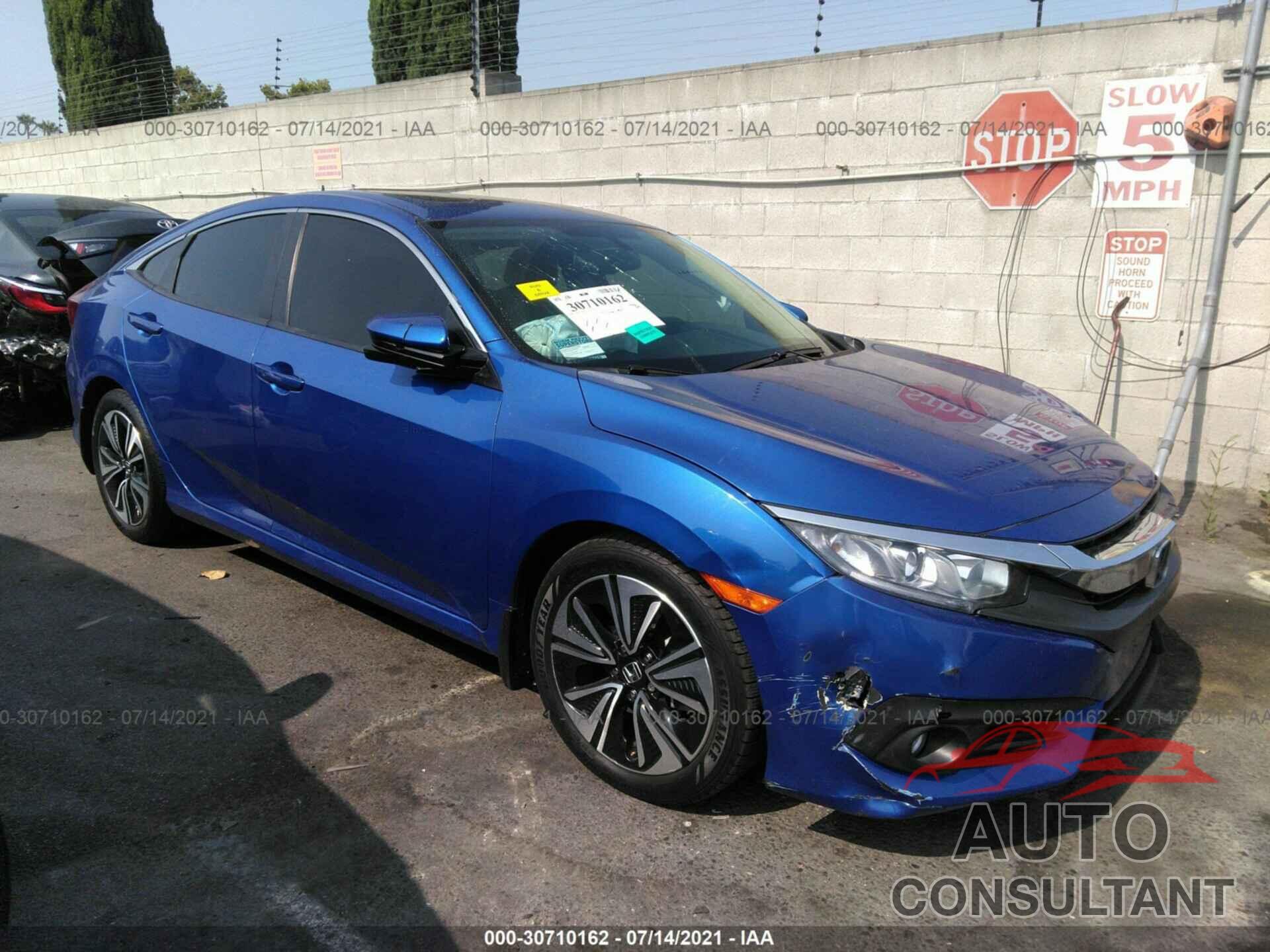 HONDA CIVIC SEDAN 2017 - 2HGFC1F71HH641324