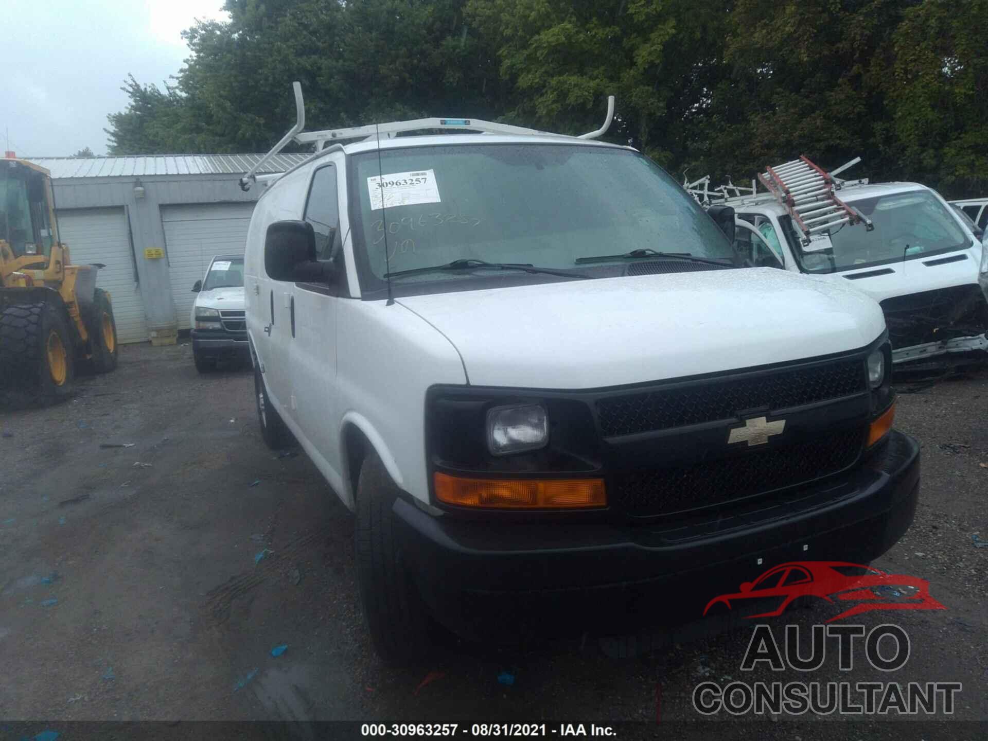 CHEVROLET EXPRESS CARGO VAN 2016 - 1GCWGAFF4G1301205