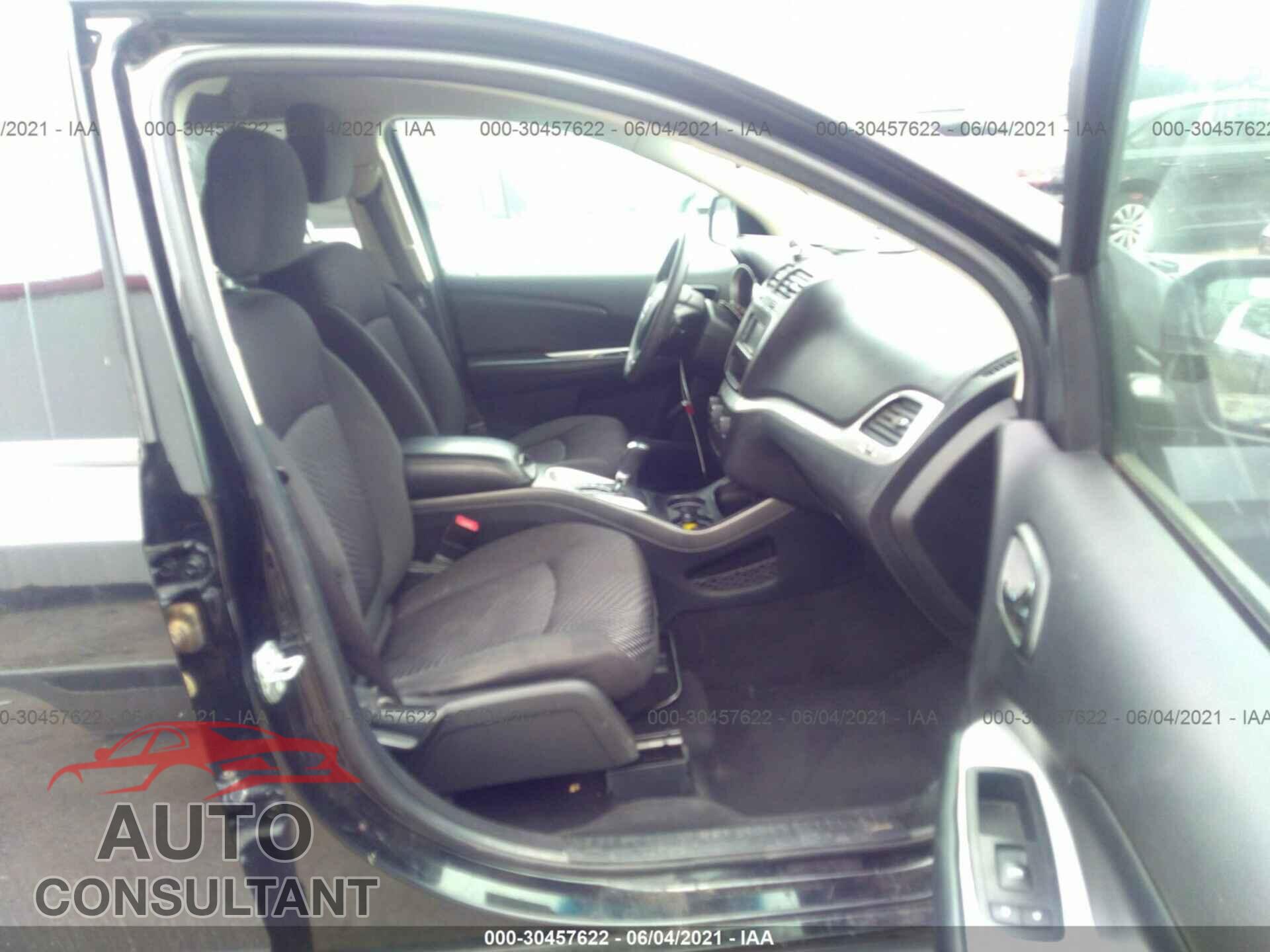 DODGE JOURNEY 2017 - 3C4PDCBG0HT526352