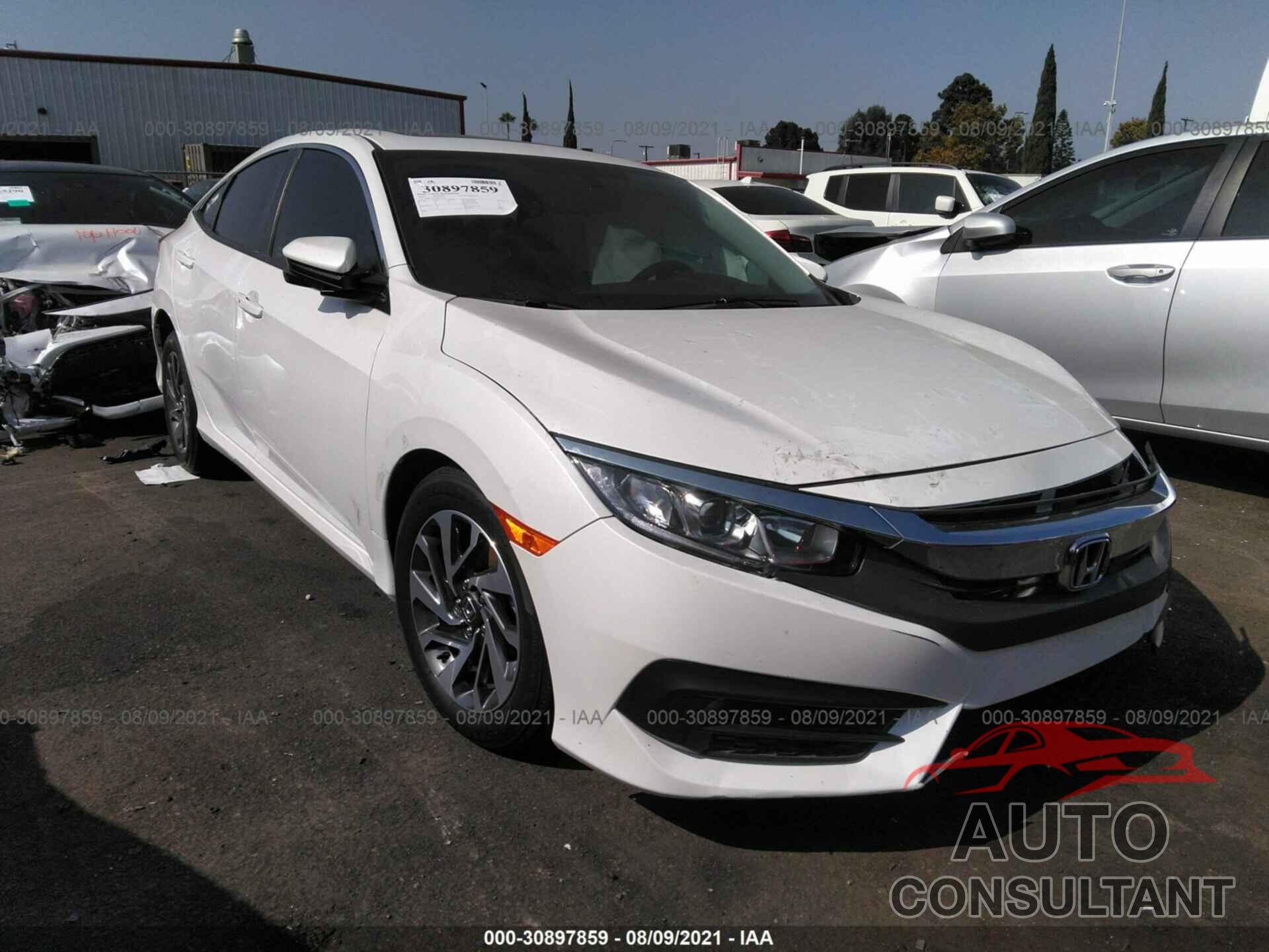 HONDA CIVIC SEDAN 2018 - 2HGFC2F73JH575273