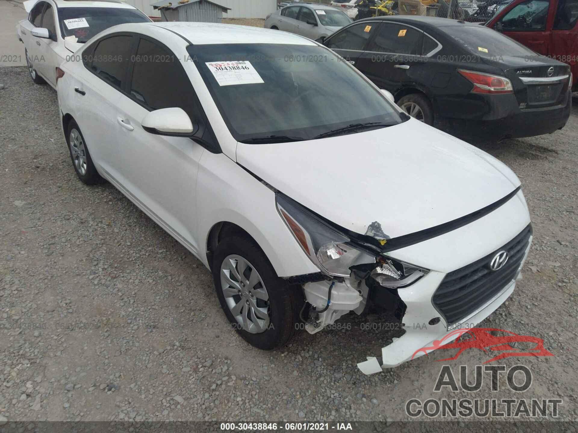 HYUNDAI ACCENT 2018 - 3KPC24A39JE031215