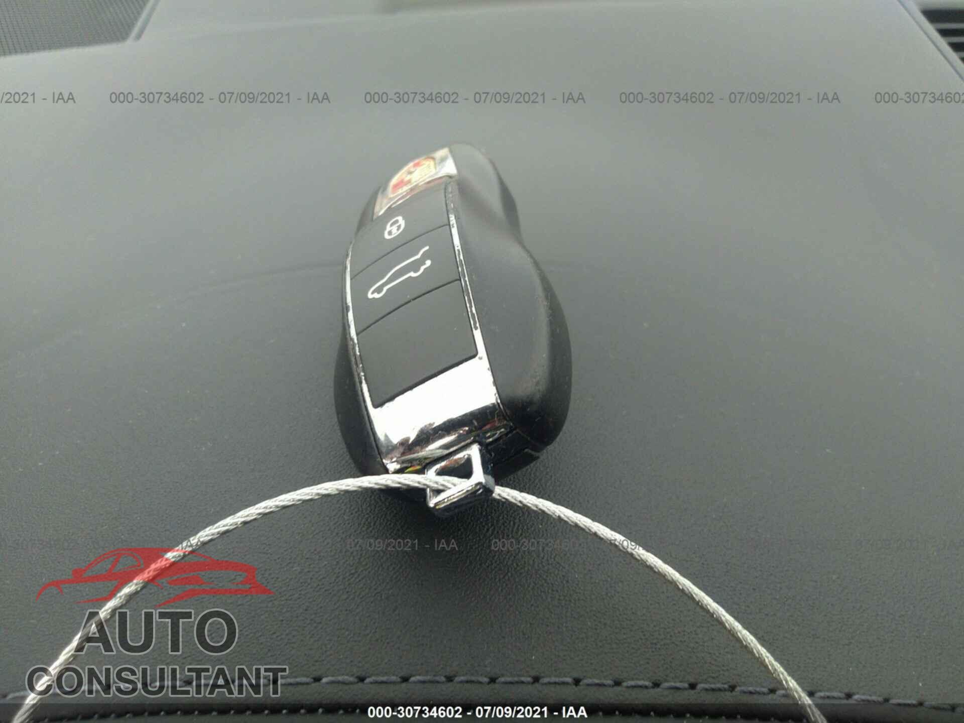 PORSCHE MACAN 2017 - WP1AG2A58HLB51957
