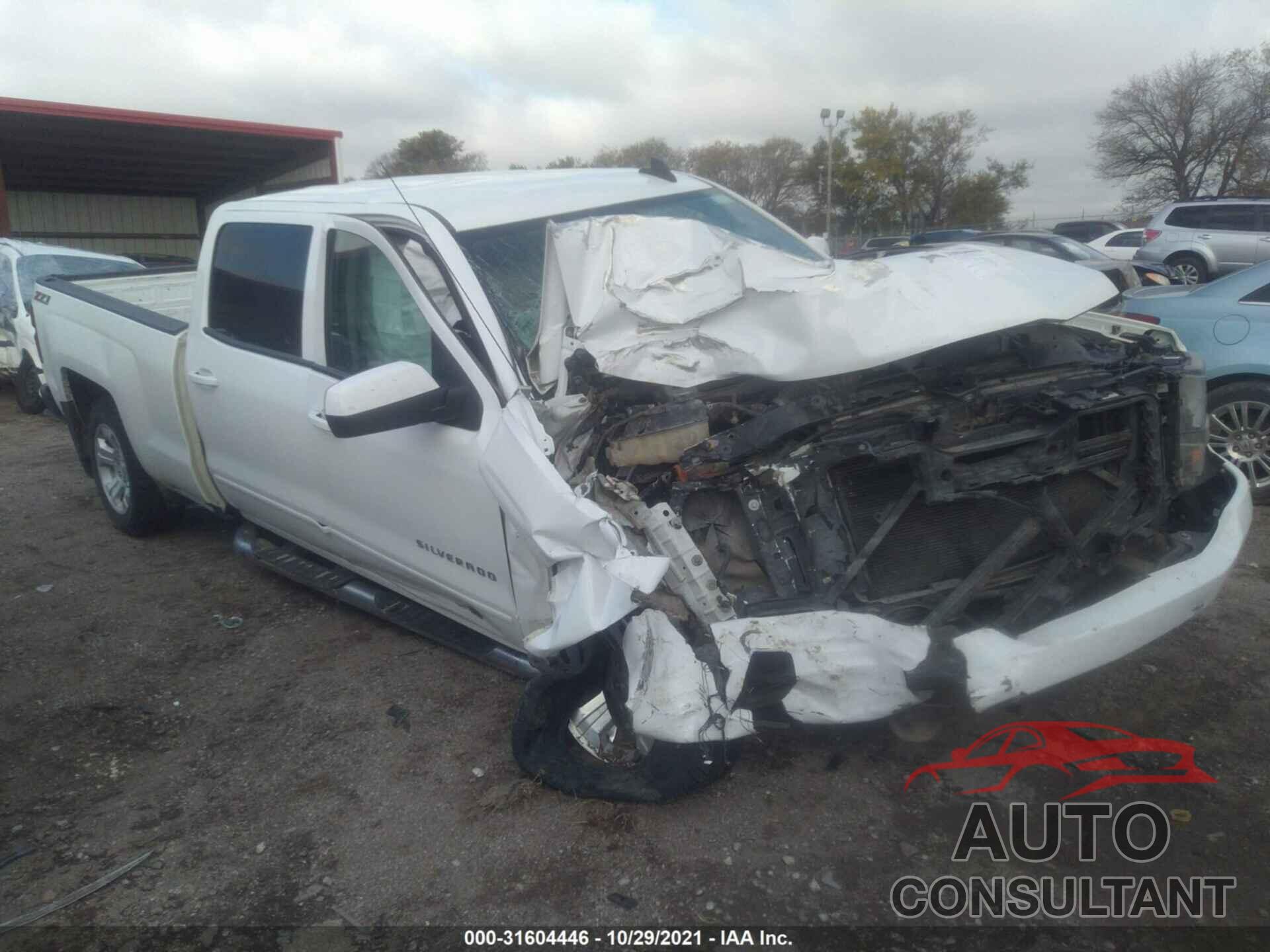 CHEVROLET SILVERADO 1500 2017 - 1GCUKREC6HF135074