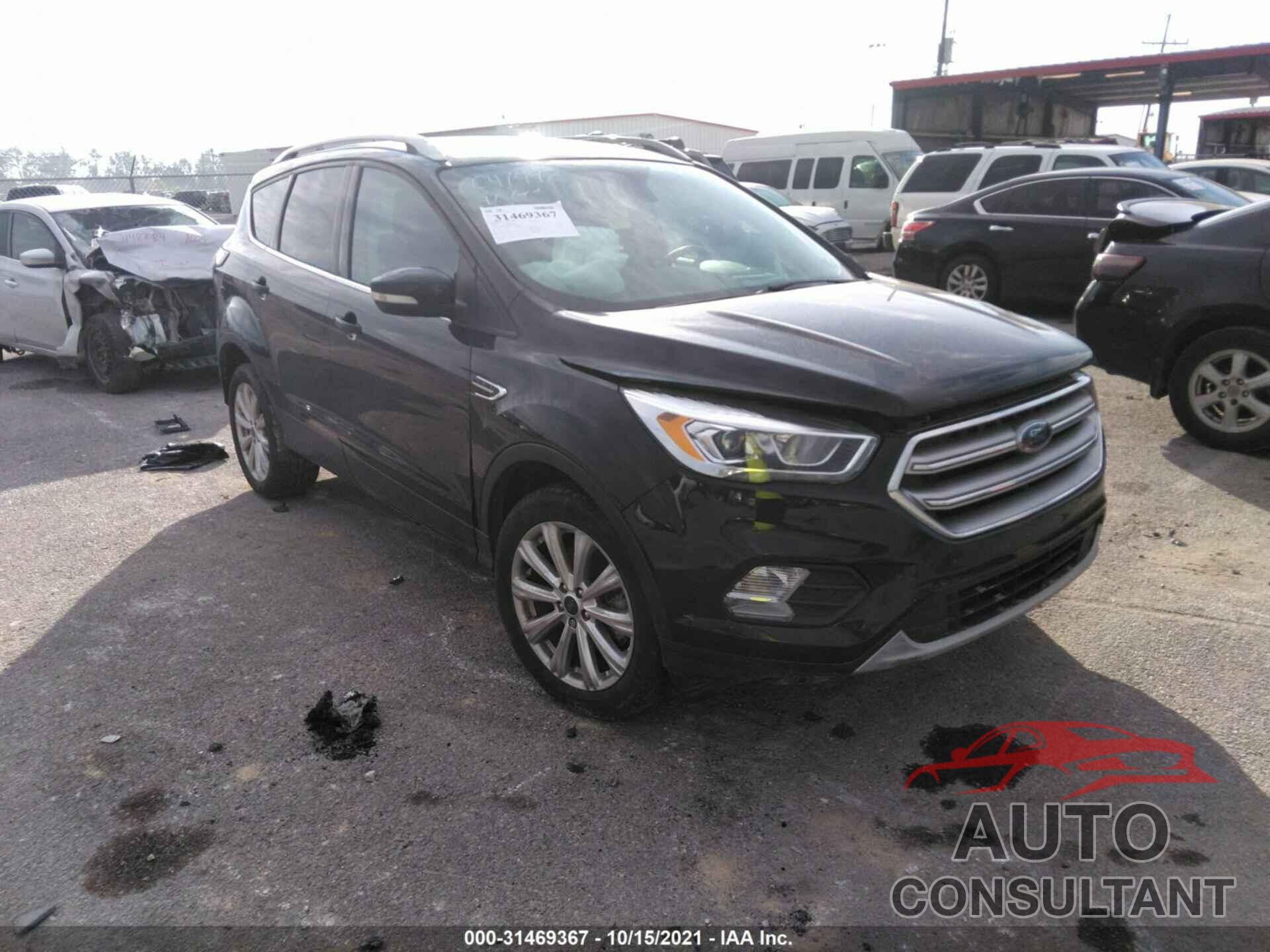 FORD ESCAPE 2017 - 1FMCU9JD9HUC47492