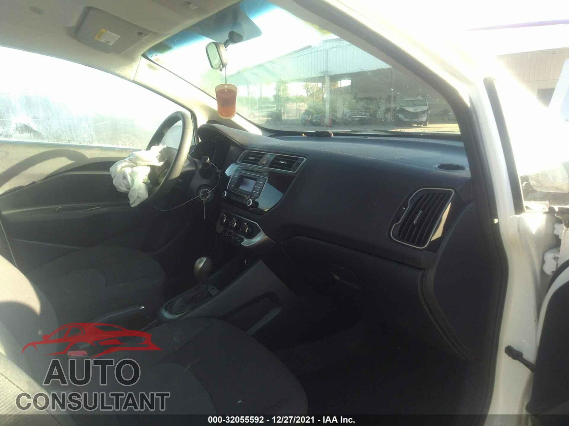 KIA RIO 2017 - KNADM4A3XH6049699