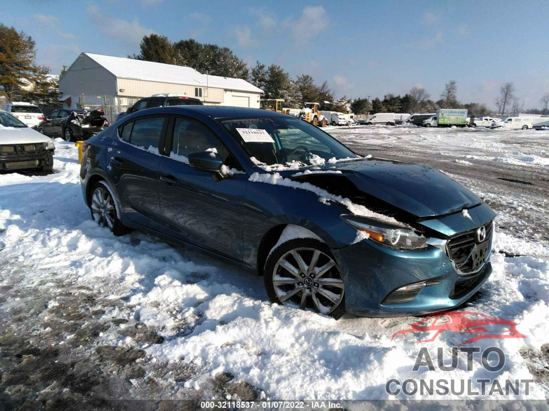 MAZDA MAZDA3 4-DOOR 2018 - 3MZBN1V39JM267863