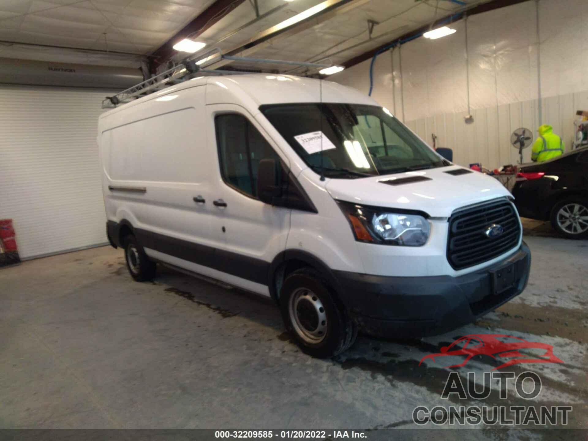 FORD TRANSIT VAN 2018 - 1FTYR2CV5JKA16891