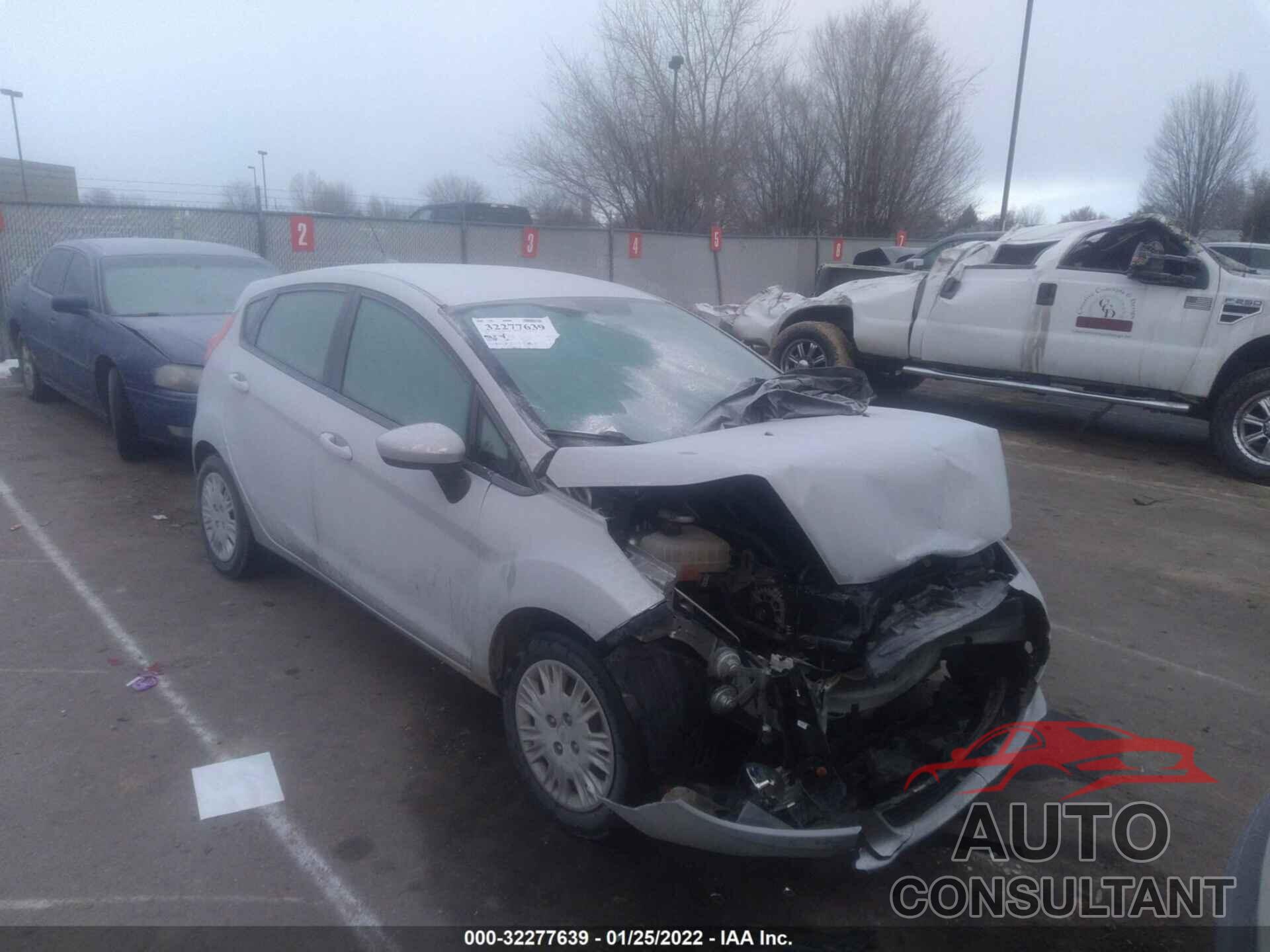 FORD FIESTA 2016 - 3FADP4TJ8GM172007