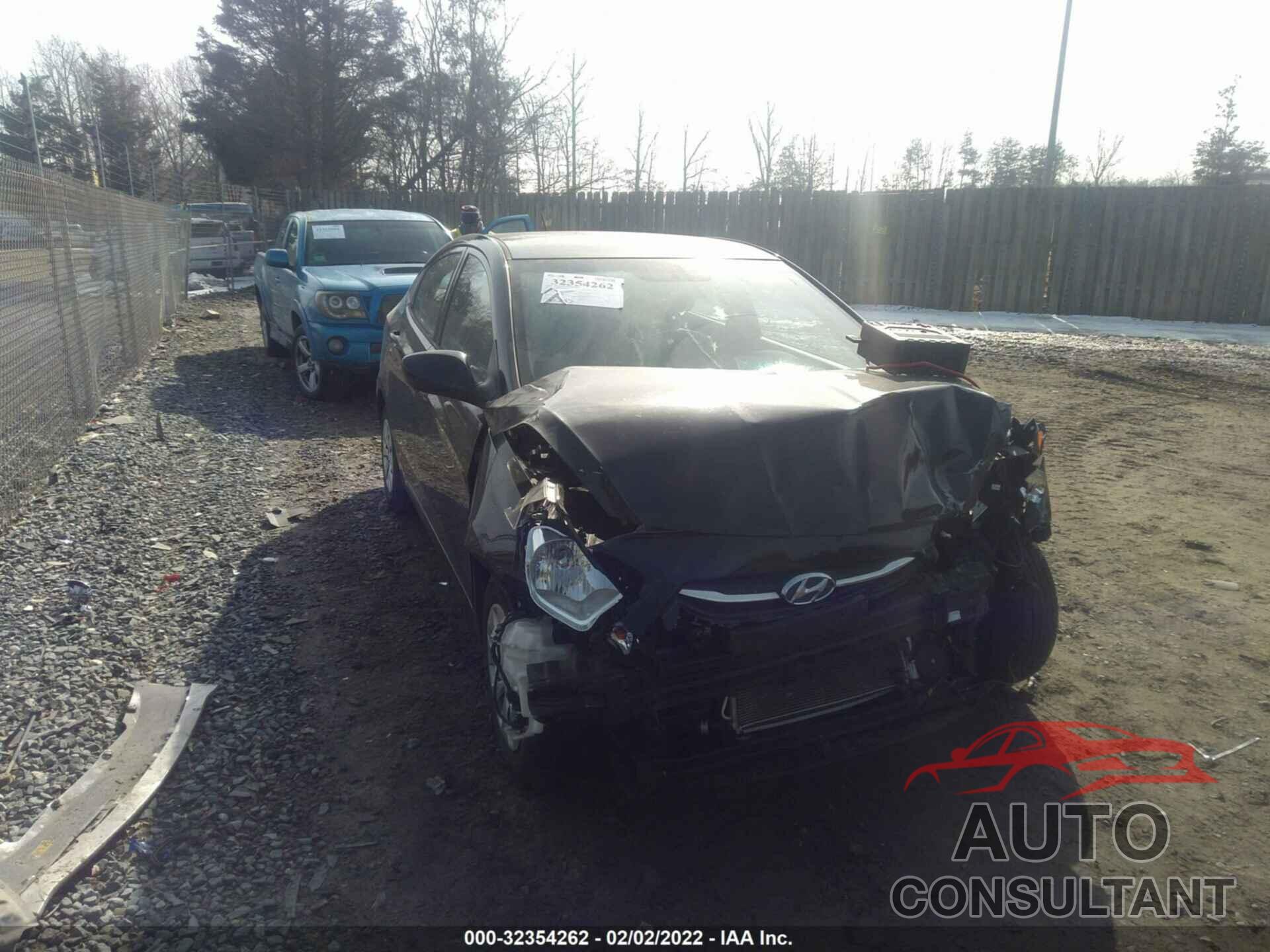 HYUNDAI ACCENT 2017 - KNDJP3A51J7511561