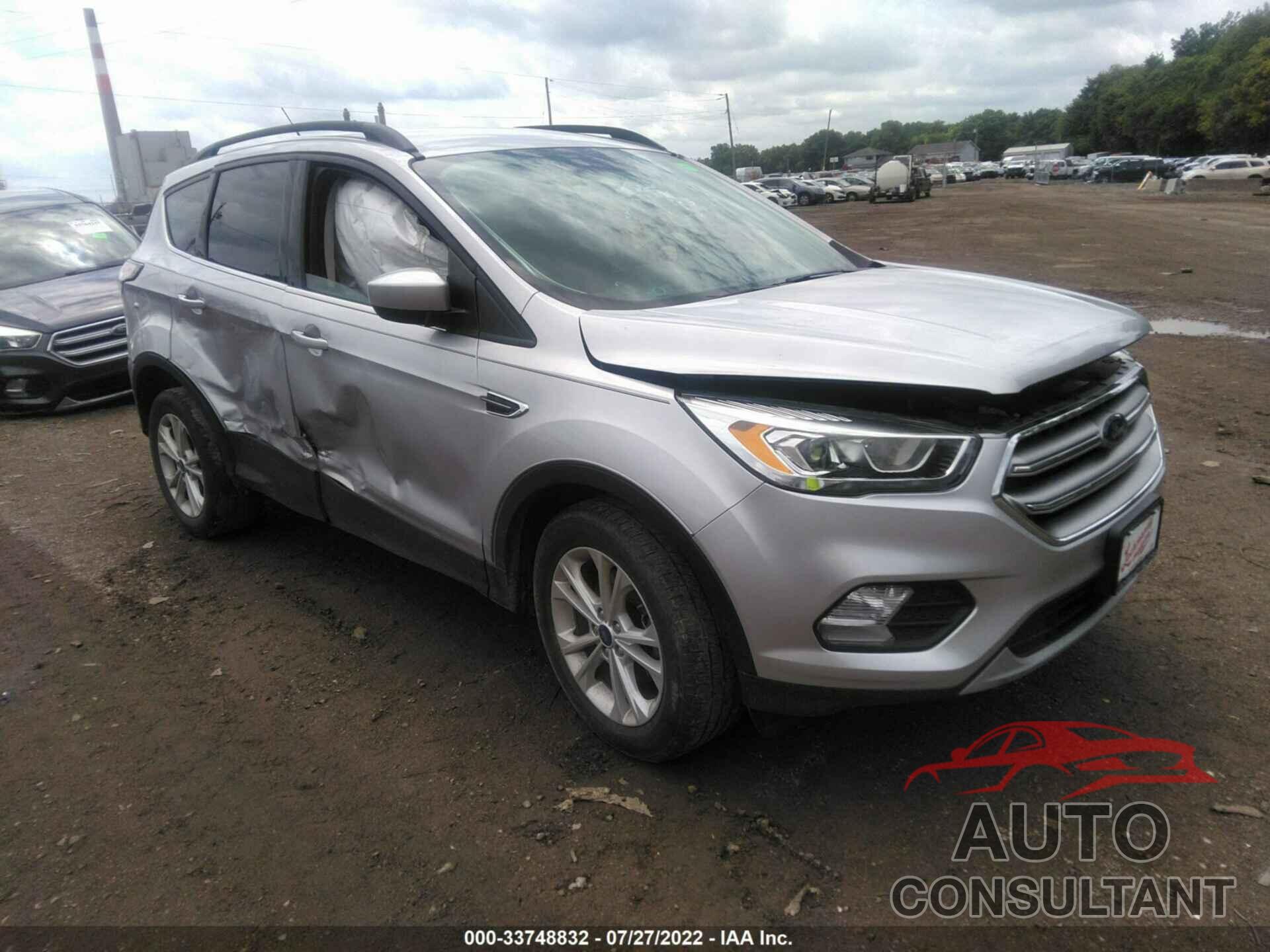 FORD ESCAPE 2017 - 1FMCU0GD4HUA20875