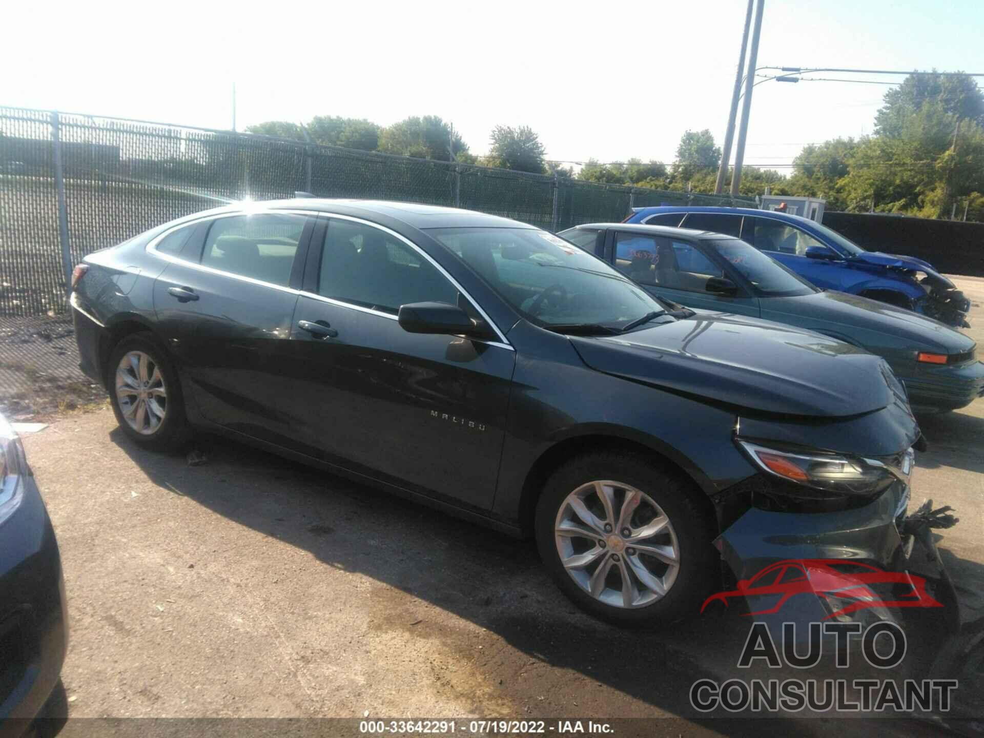 CHEVROLET MALIBU 2019 - 1G1ZD5ST0KF138761