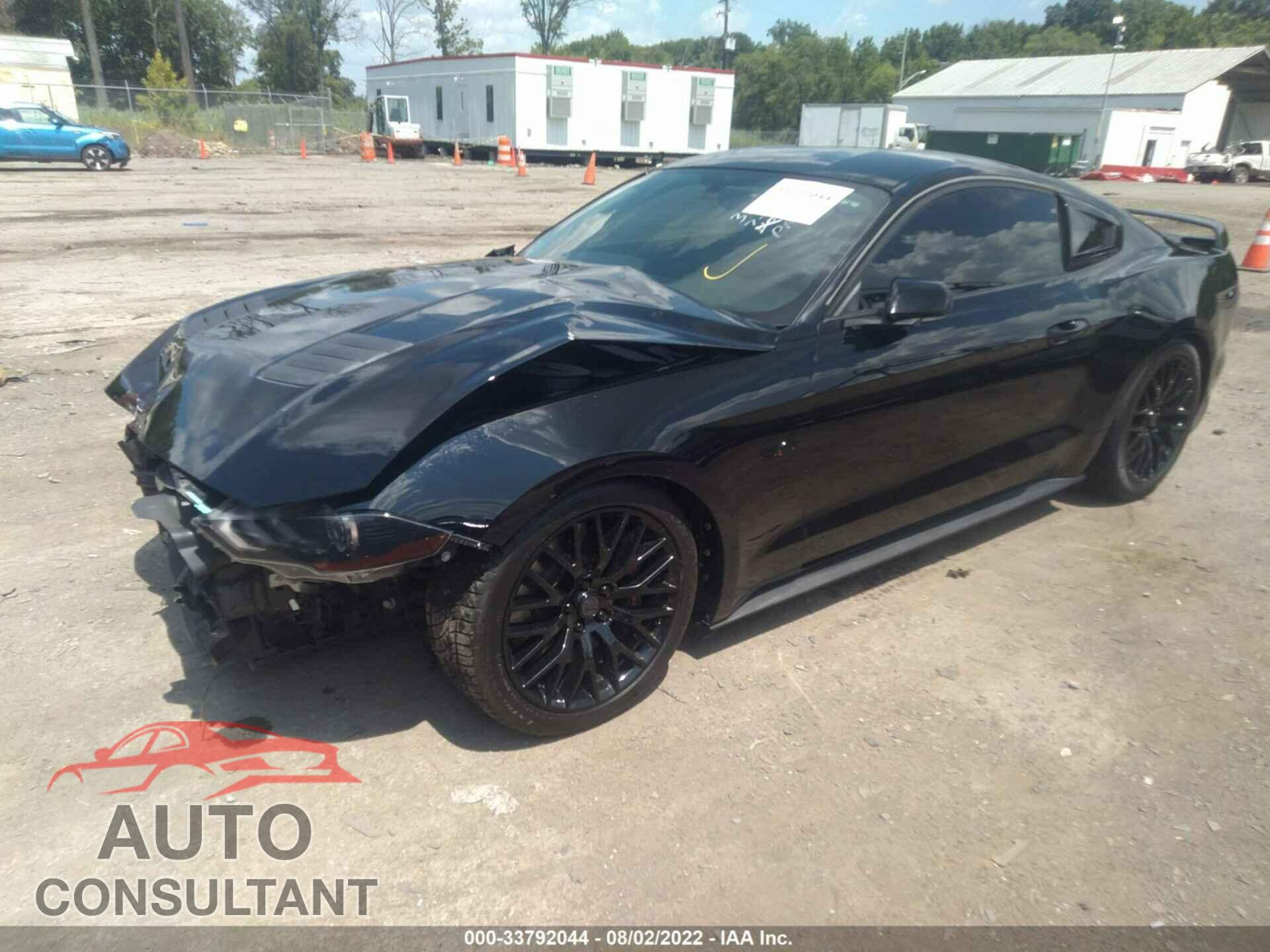 FORD MUSTANG 2018 - 1FA6P8CF7J5137600