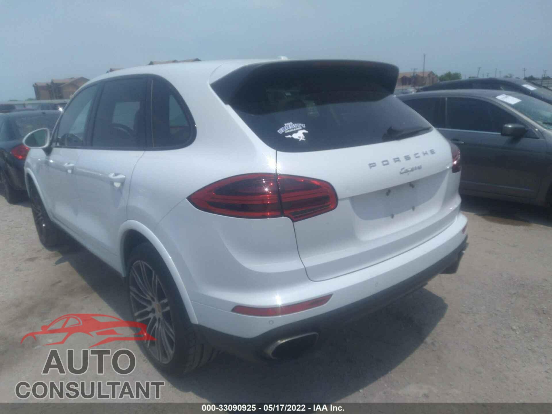 PORSCHE CAYENNE 2017 - WP1AA2A2XHKA81858