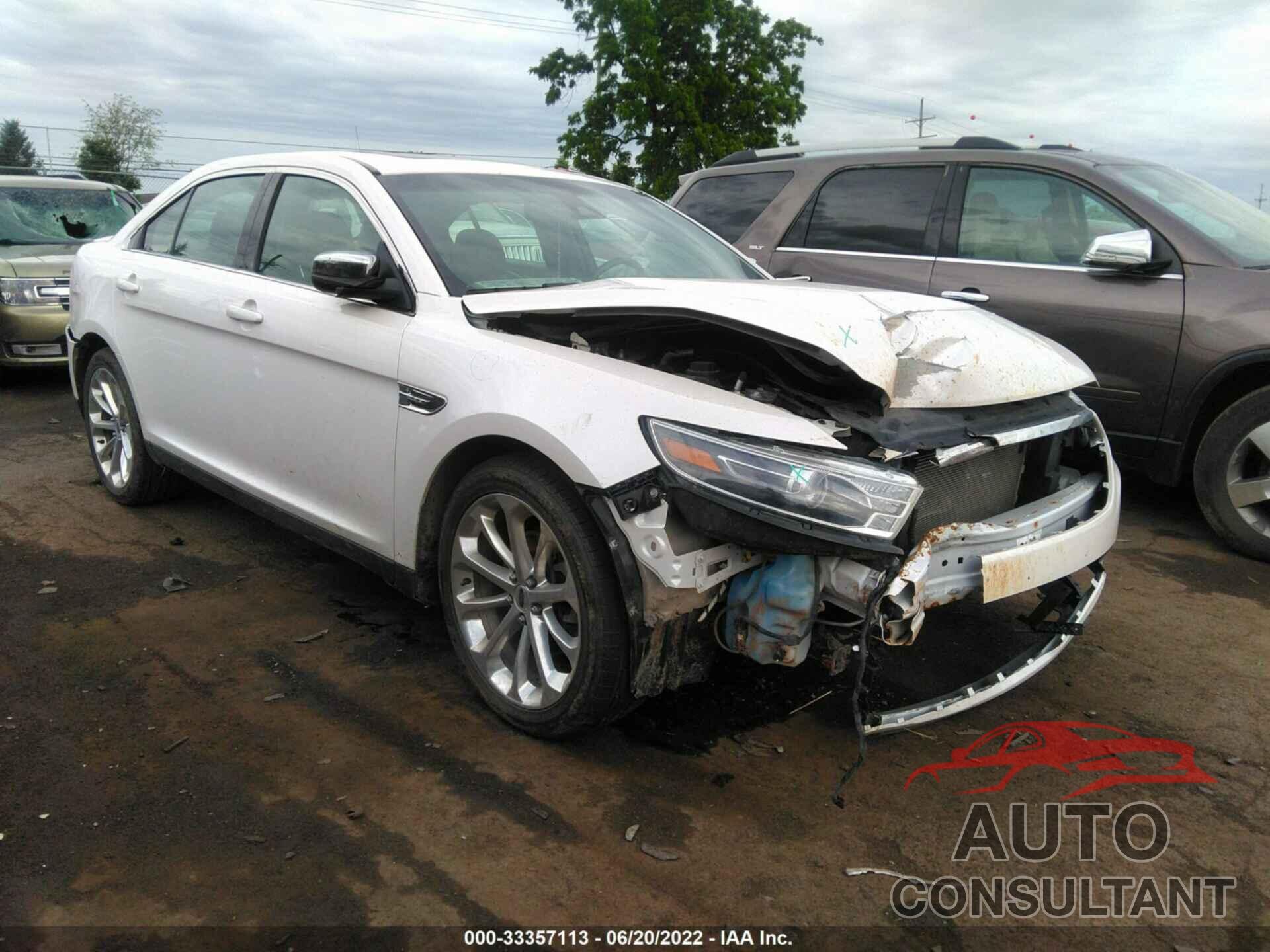 FORD TAURUS 2018 - 1FAHP2J87JG128832