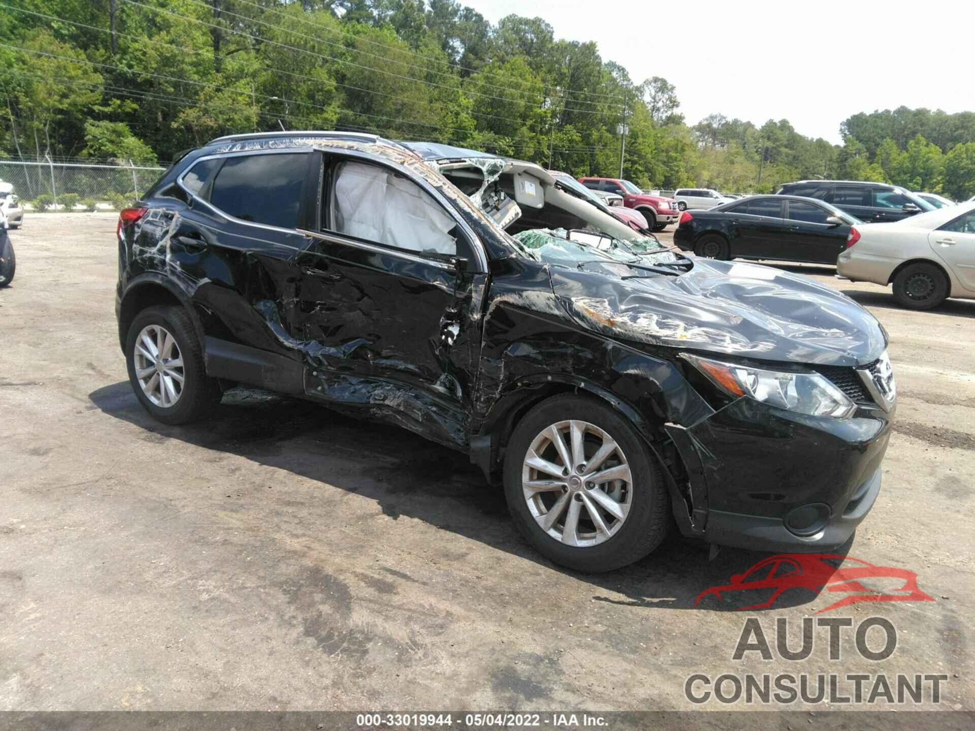 NISSAN ROGUE SPORT 2017 - JN1BJ1CP1HW036277