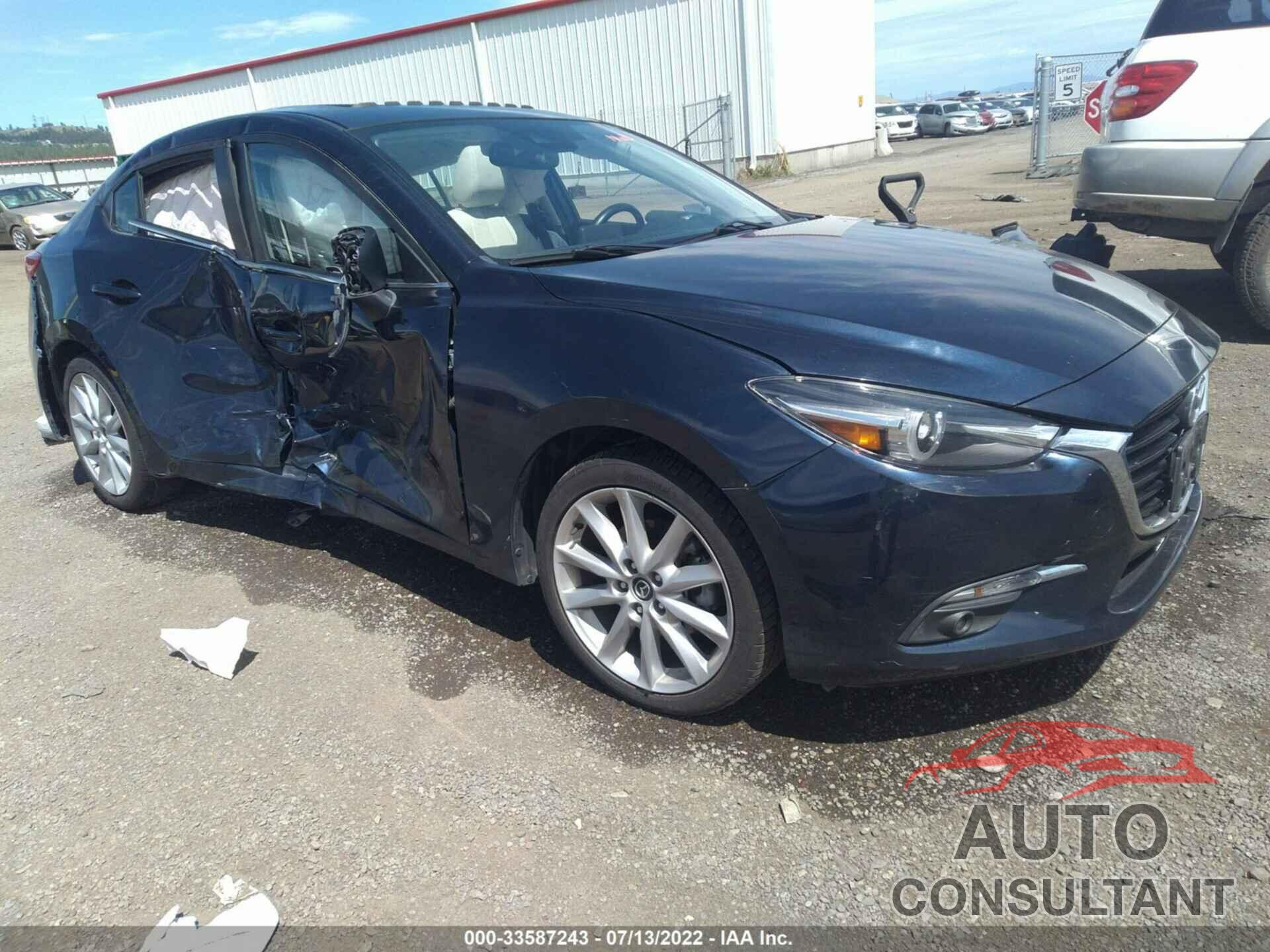 MAZDA MAZDA3 4-DOOR 2017 - JM1BN1W34H1104188