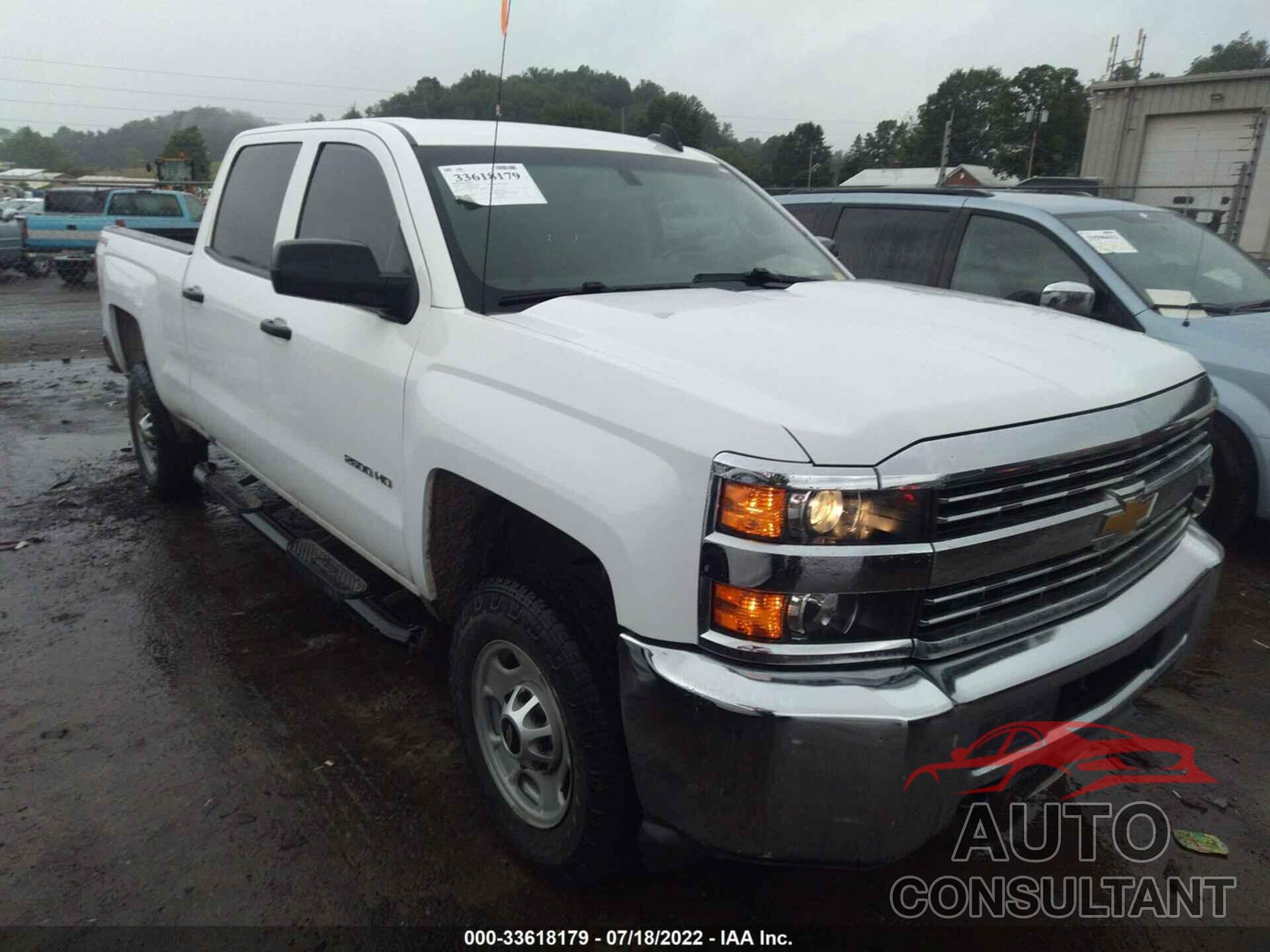 CHEVROLET SILVERADO 2500HD 2018 - 1GC1KUEG5JF273896