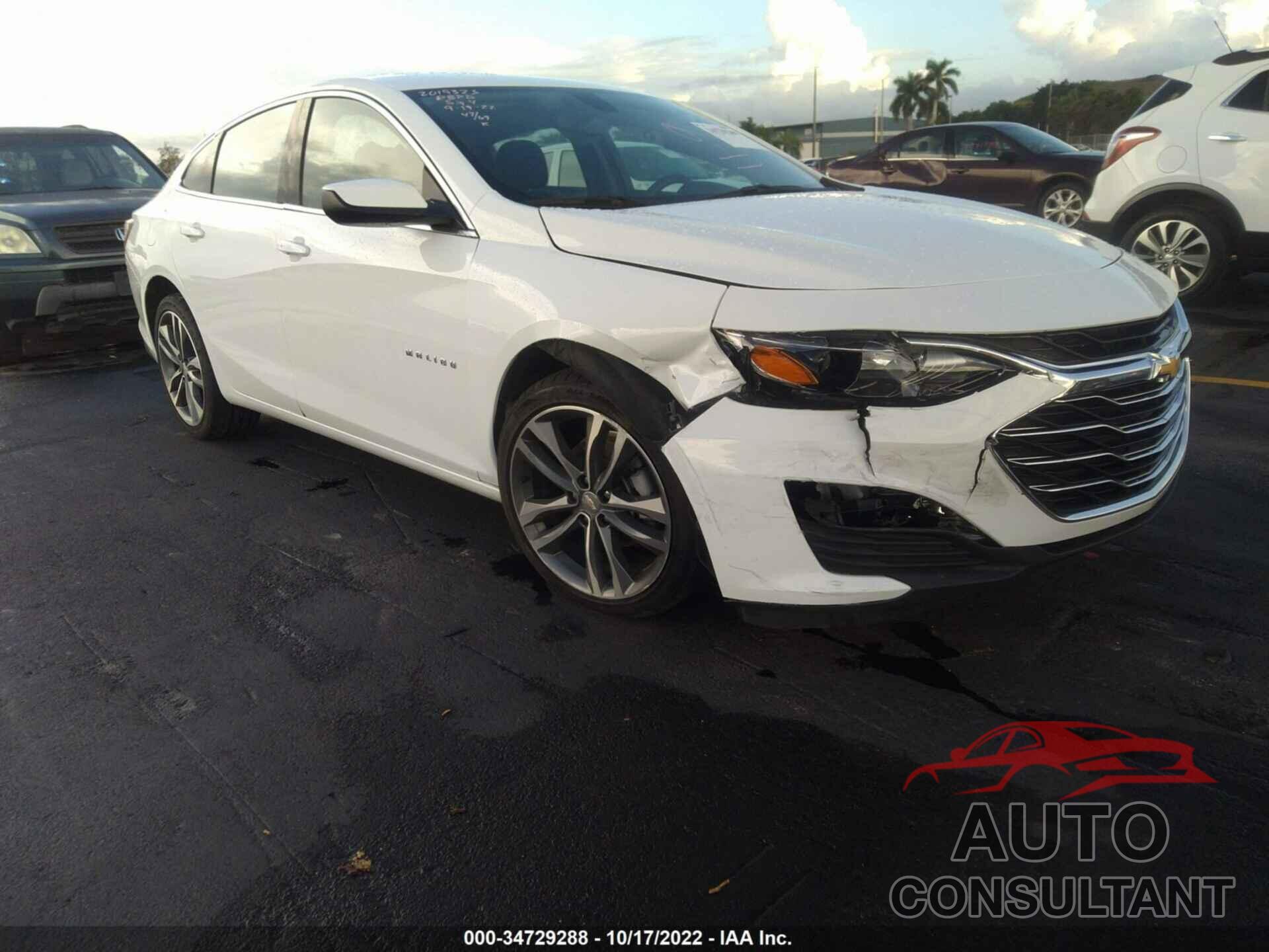 CHEVROLET MALIBU 2021 - 1G1ZD5ST1MF022987