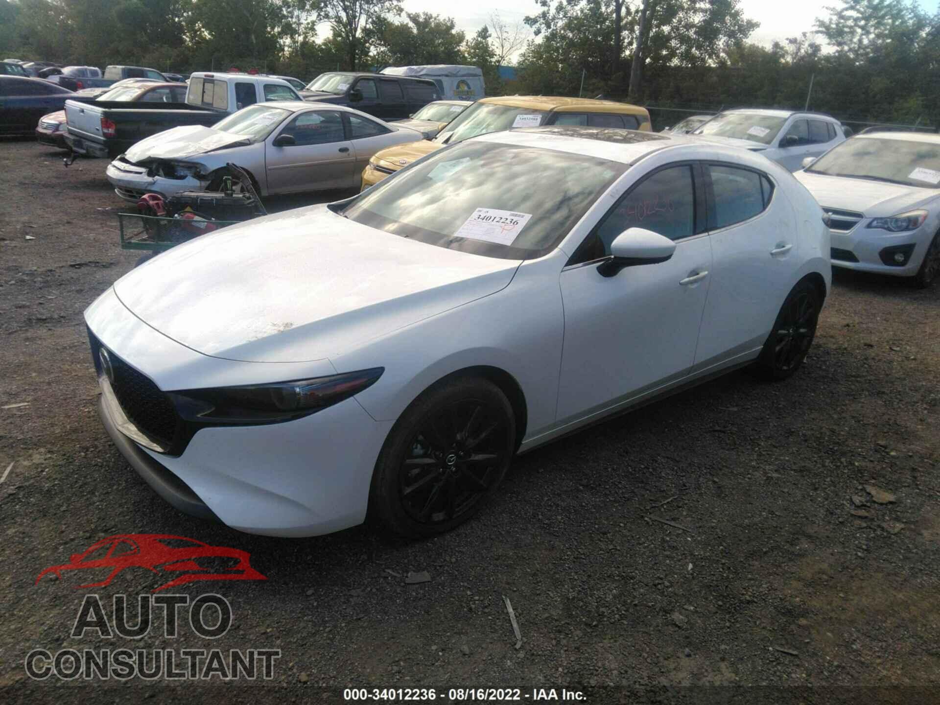 MAZDA MAZDA3 HATCHBACK 2021 - JM1BPBML3M1401854