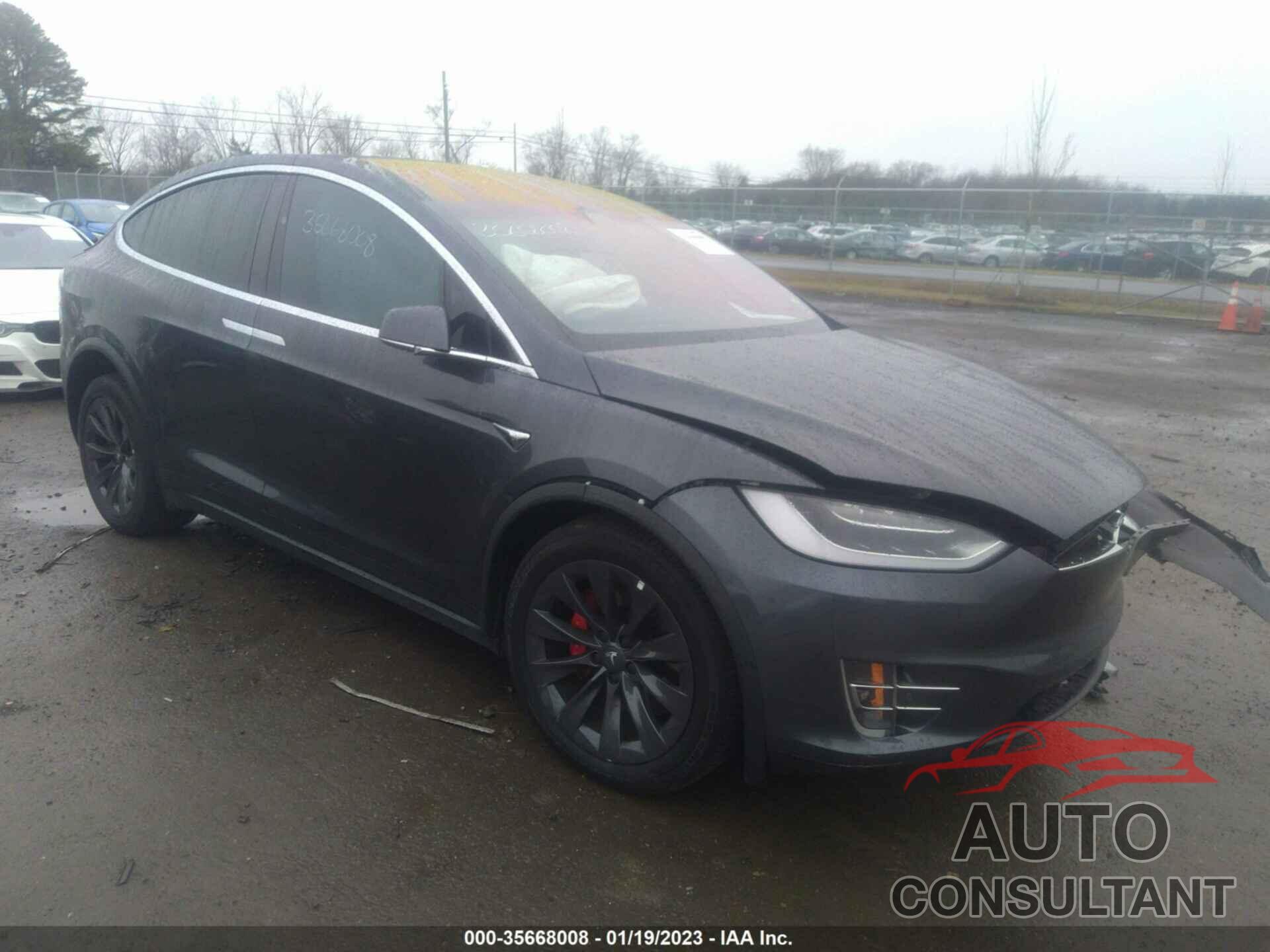 TESLA MODEL X 2018 - 5YJXCAE49JF117439