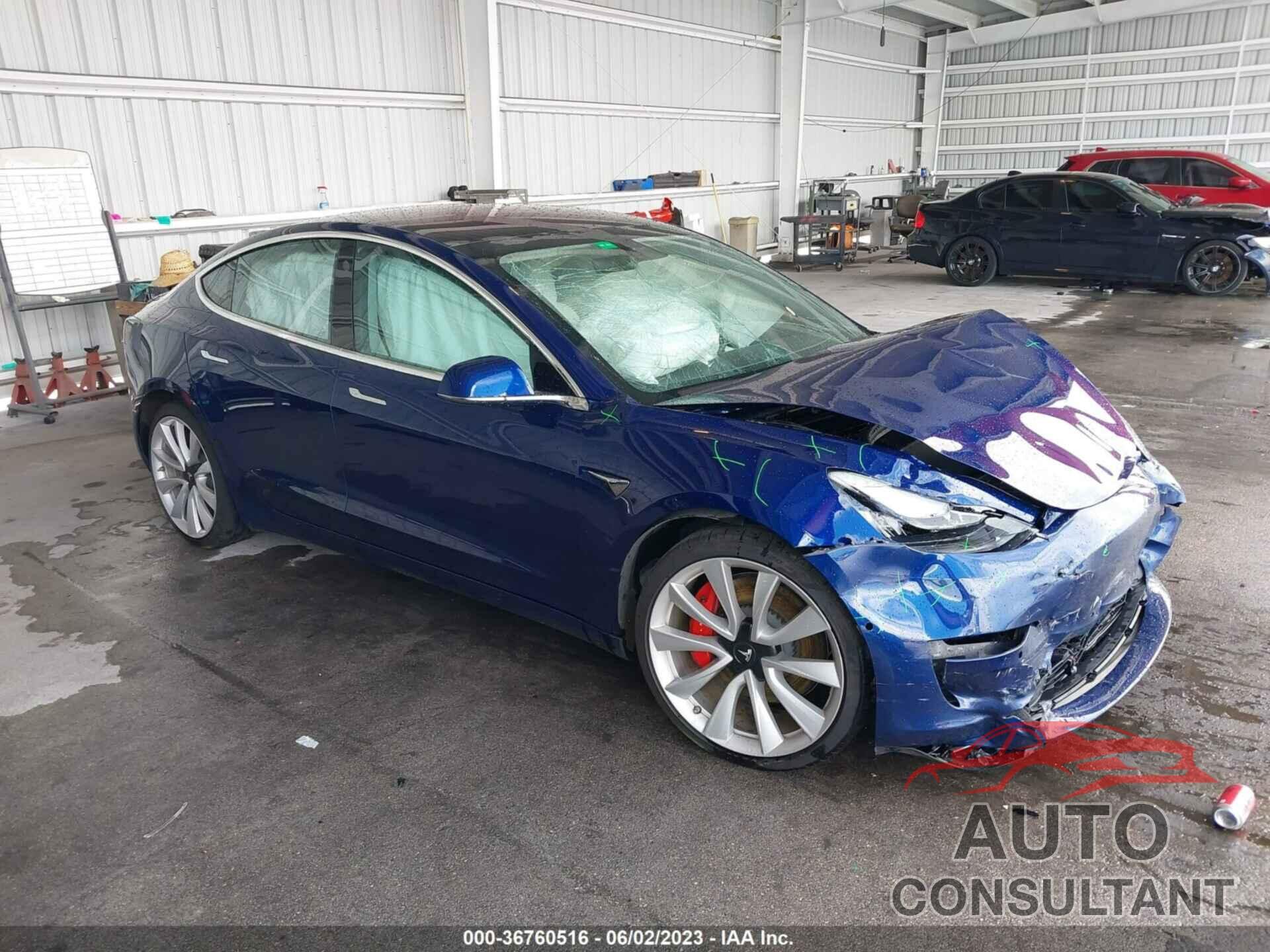 TESLA MODEL 3 2018 - 5YJ3E1EBXJF080909