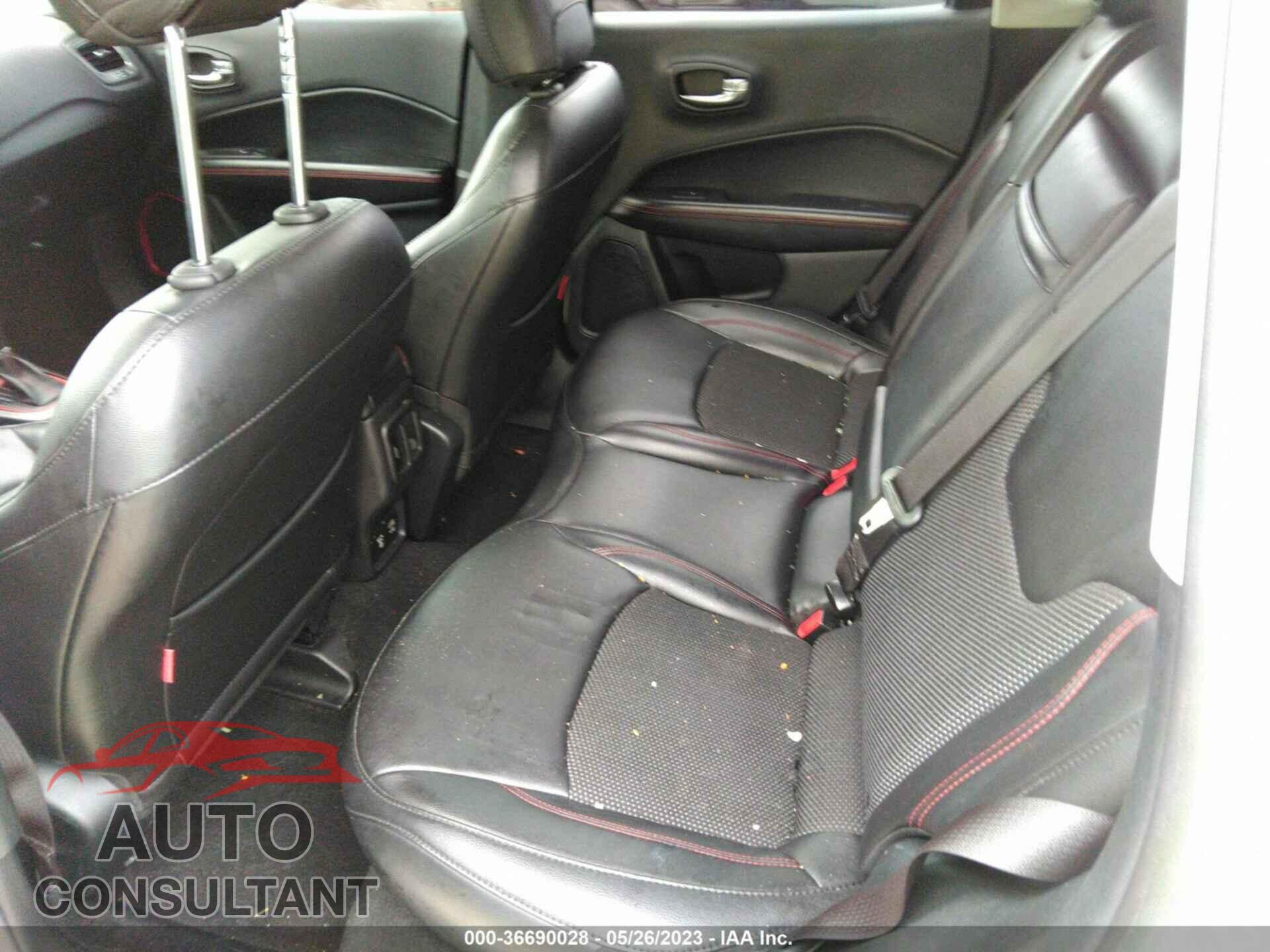 JEEP COMPASS 2019 - 3C4NJDDB2KT775802
