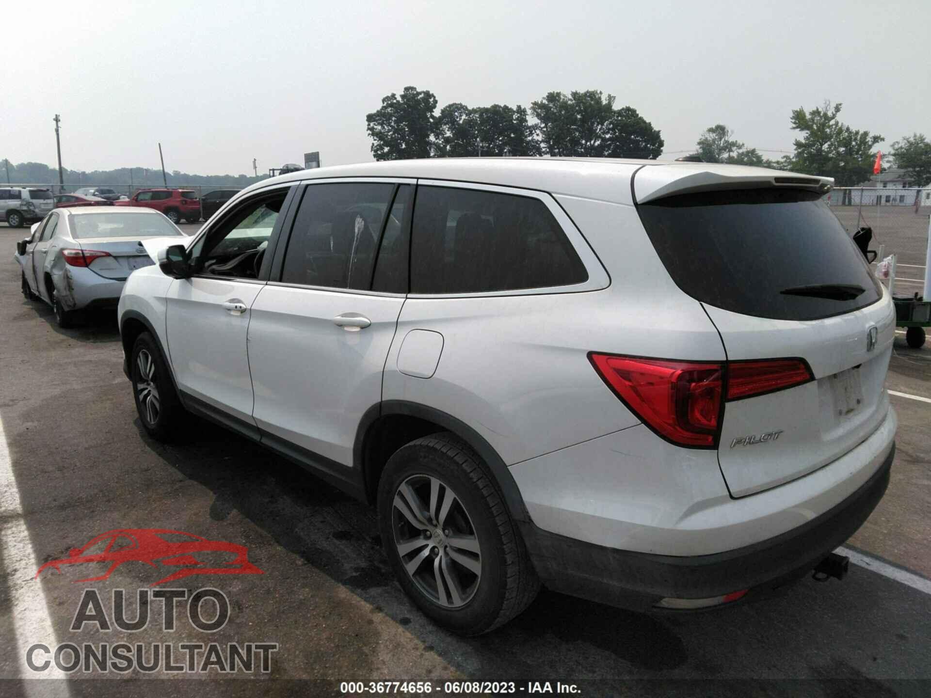 HONDA PILOT 2018 - 5FNYF6H55JB014905