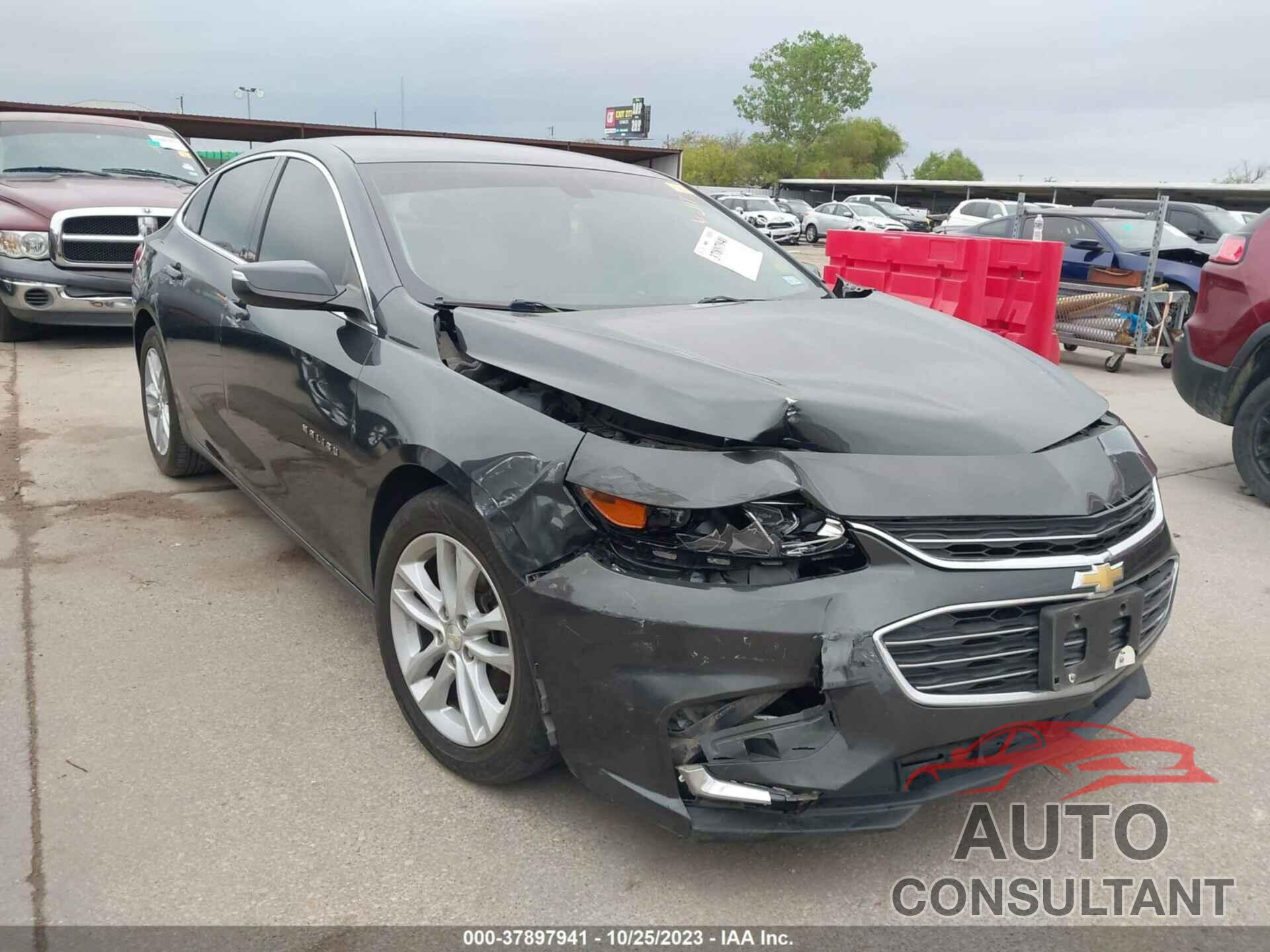 CHEVROLET MALIBU 2018 - 1G1ZD5ST4JF188545