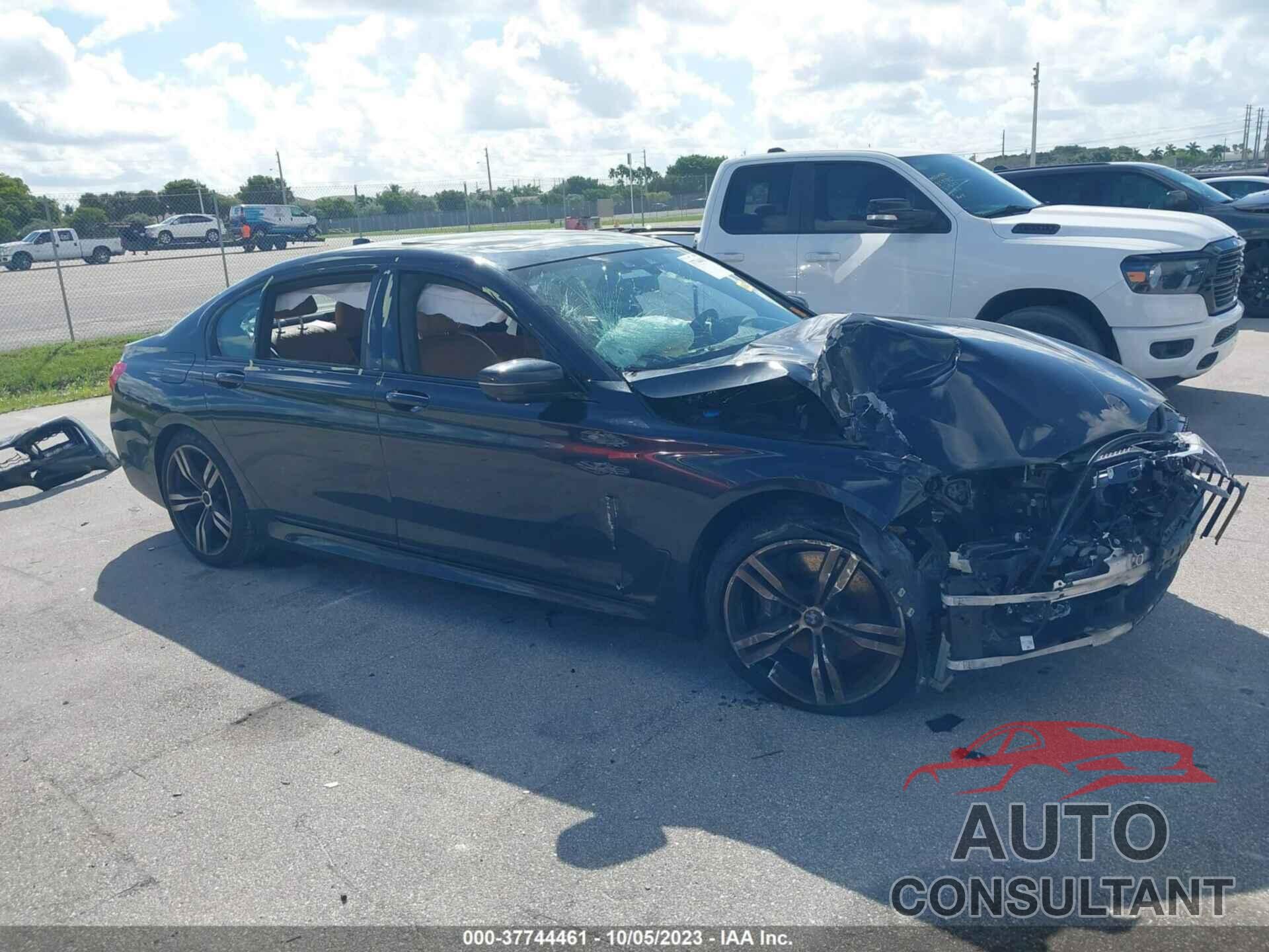 BMW 750I 2017 - WBA7F0C31HGM22233