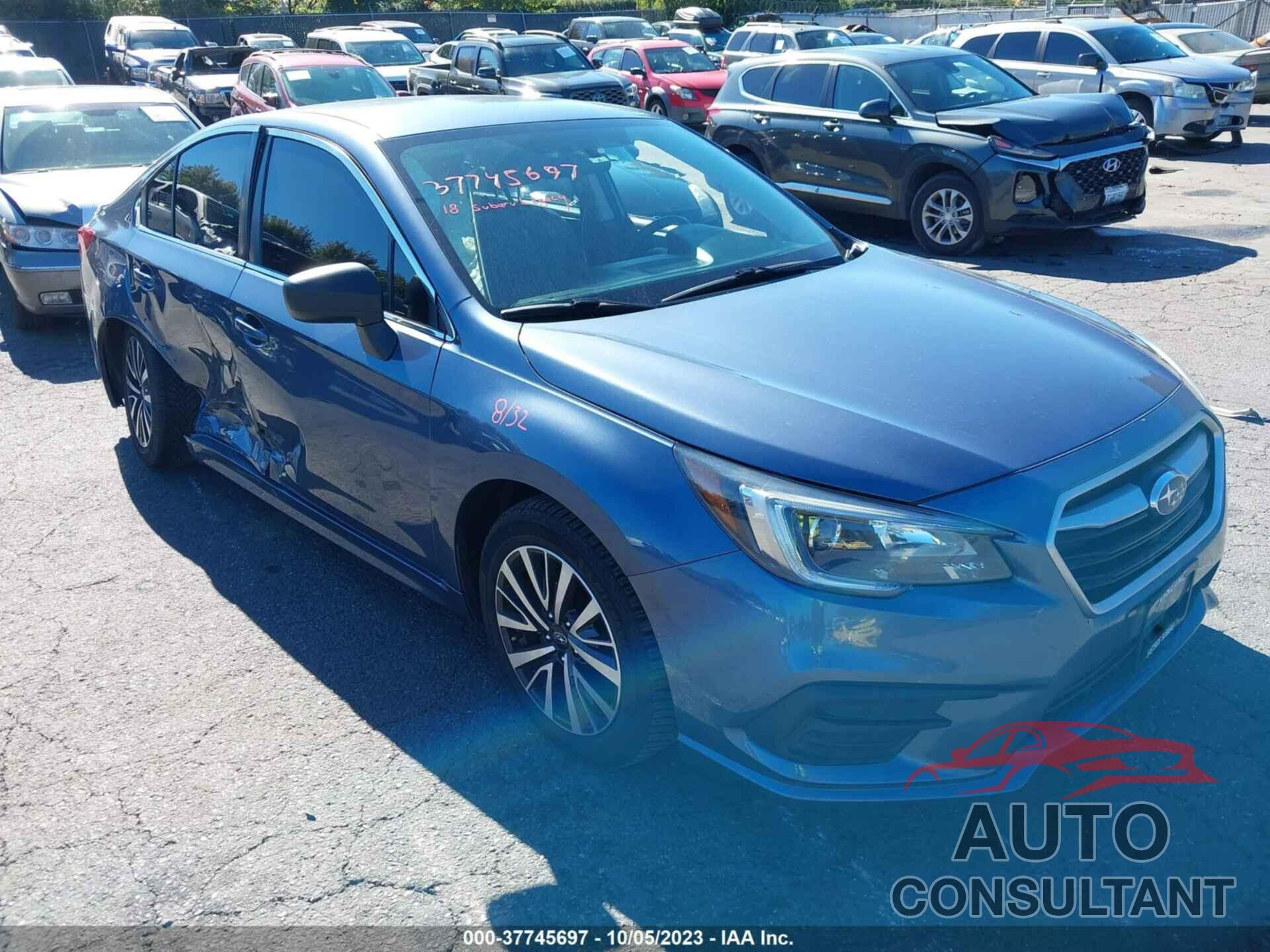 SUBARU LEGACY 2018 - 4S3BNAB60J3003773