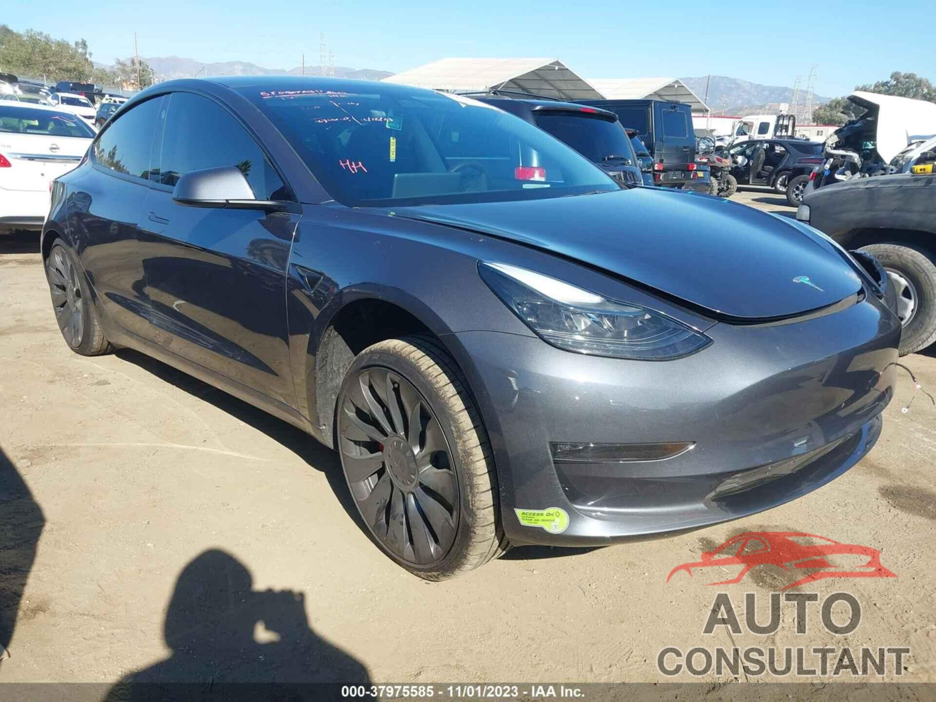 TESLA MODEL 3 2023 - 5YJ3E1ECXPF583132