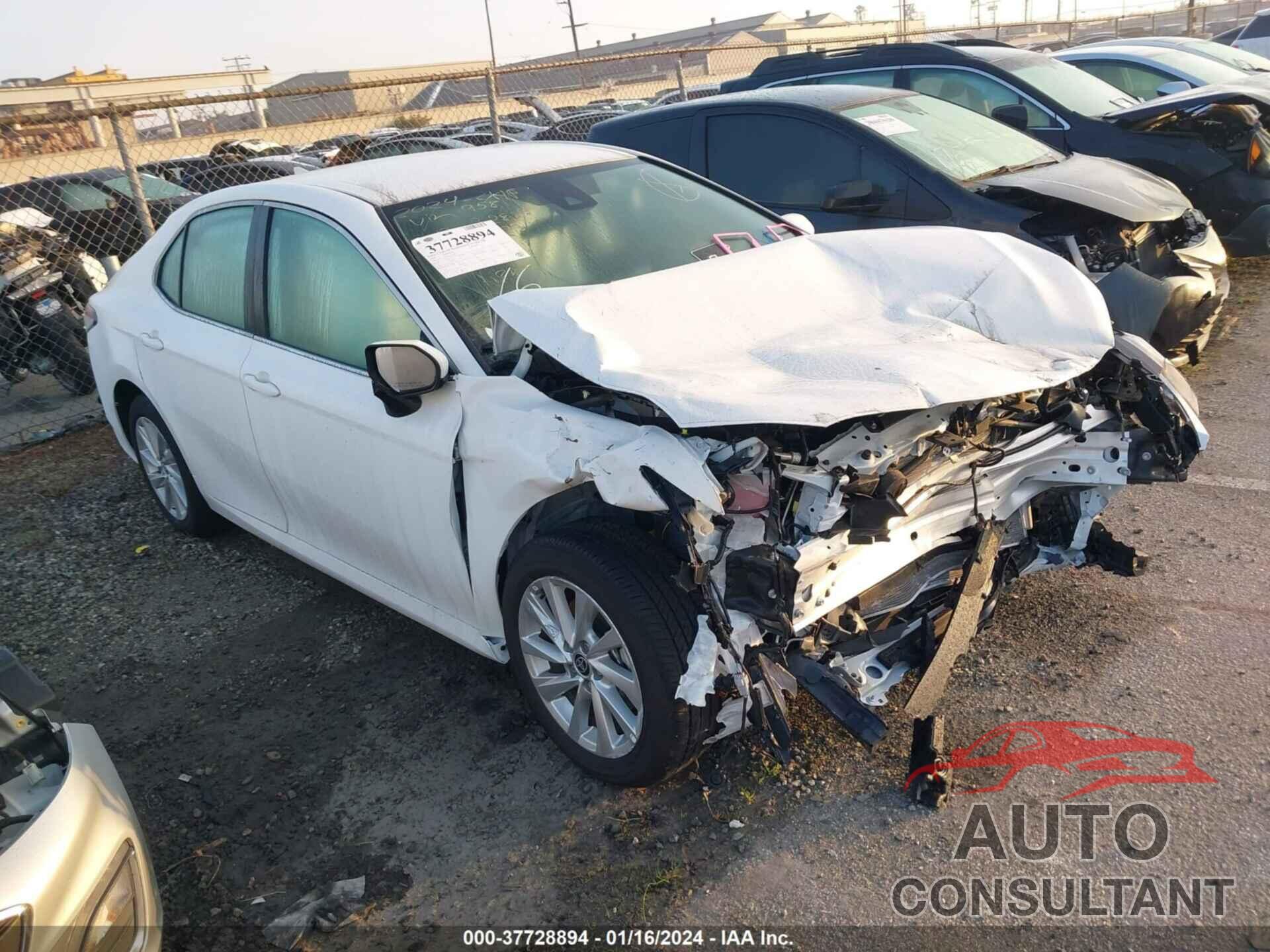 TOYOTA CAMRY 2024 - 4T1C11AKXRU189581