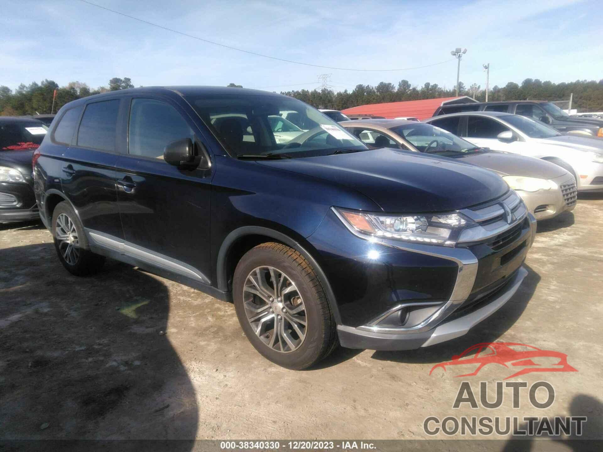 MITSUBISHI OUTLANDER 2018 - JA4AD2A34JZ055281