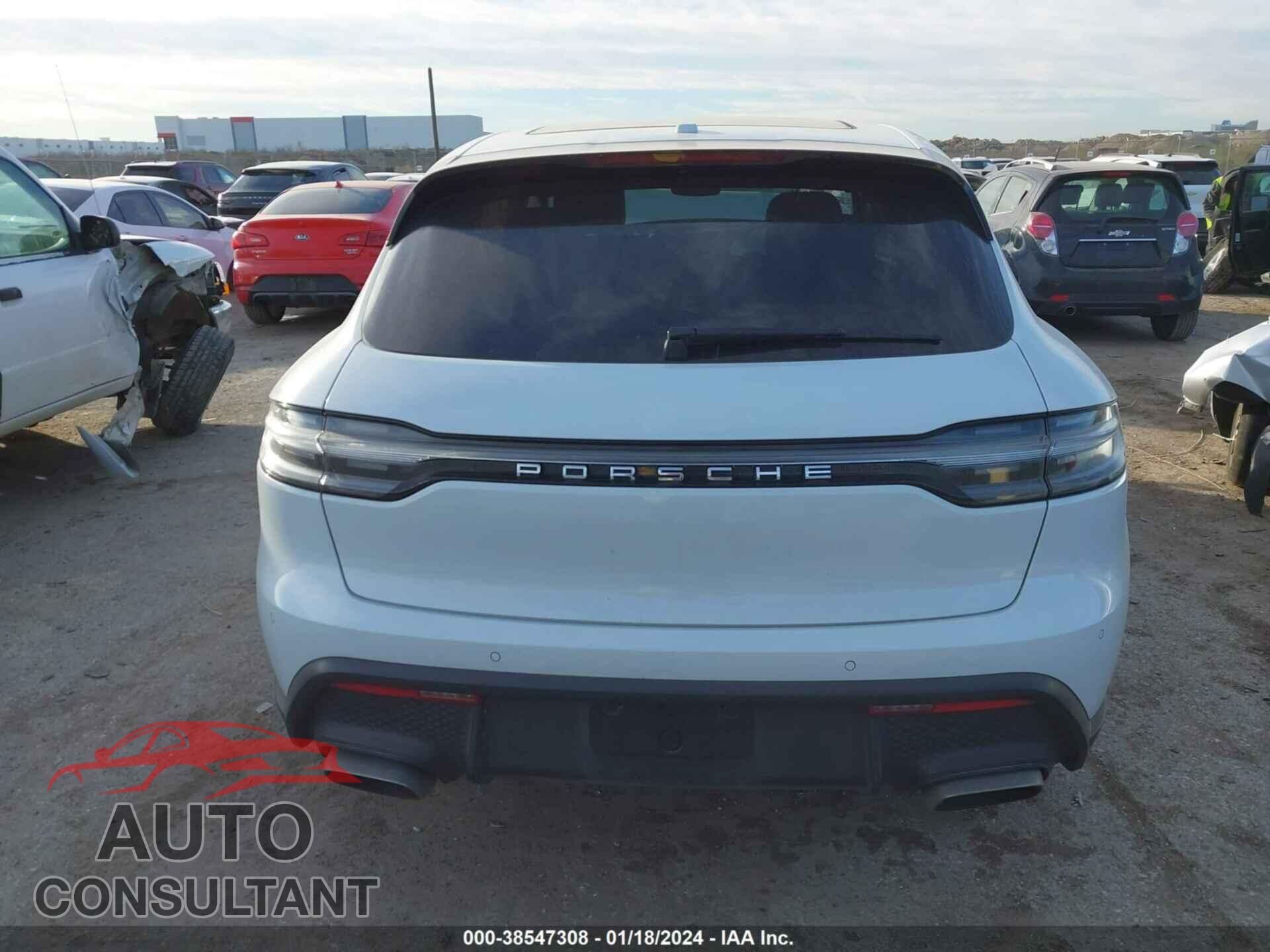 PORSCHE MACAN 2022 - WP1AA2A52NLB00323