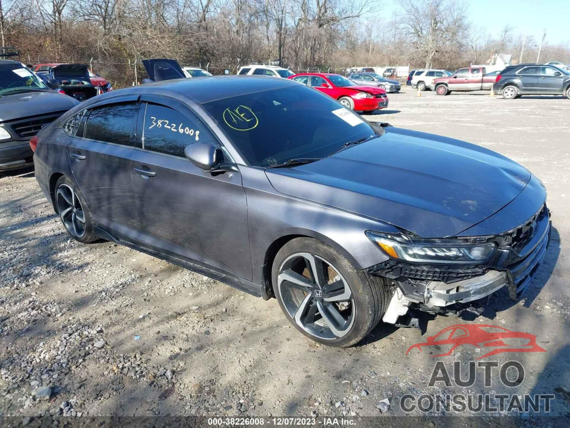 HONDA ACCORD 2018 - 1HGCV1F33JA012985