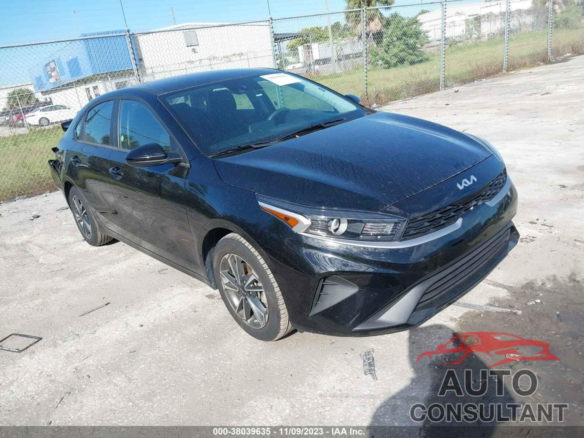 KIA FORTE 2023 - 3KPF24AD0PE581305