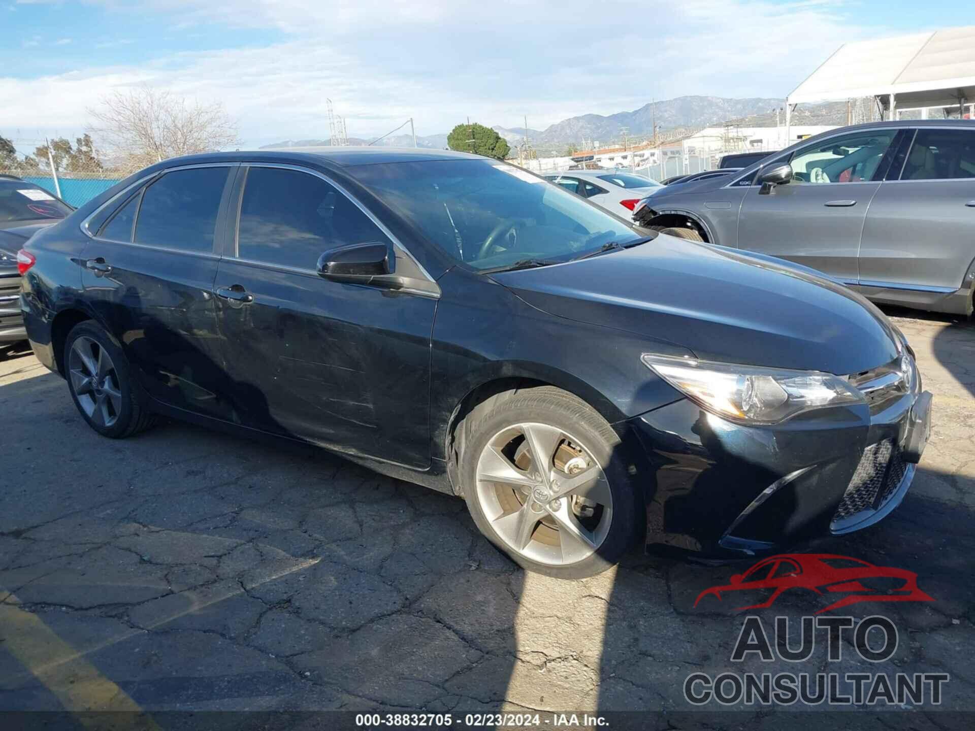TOYOTA CAMRY 2017 - 4T1BF1FK0HU388918