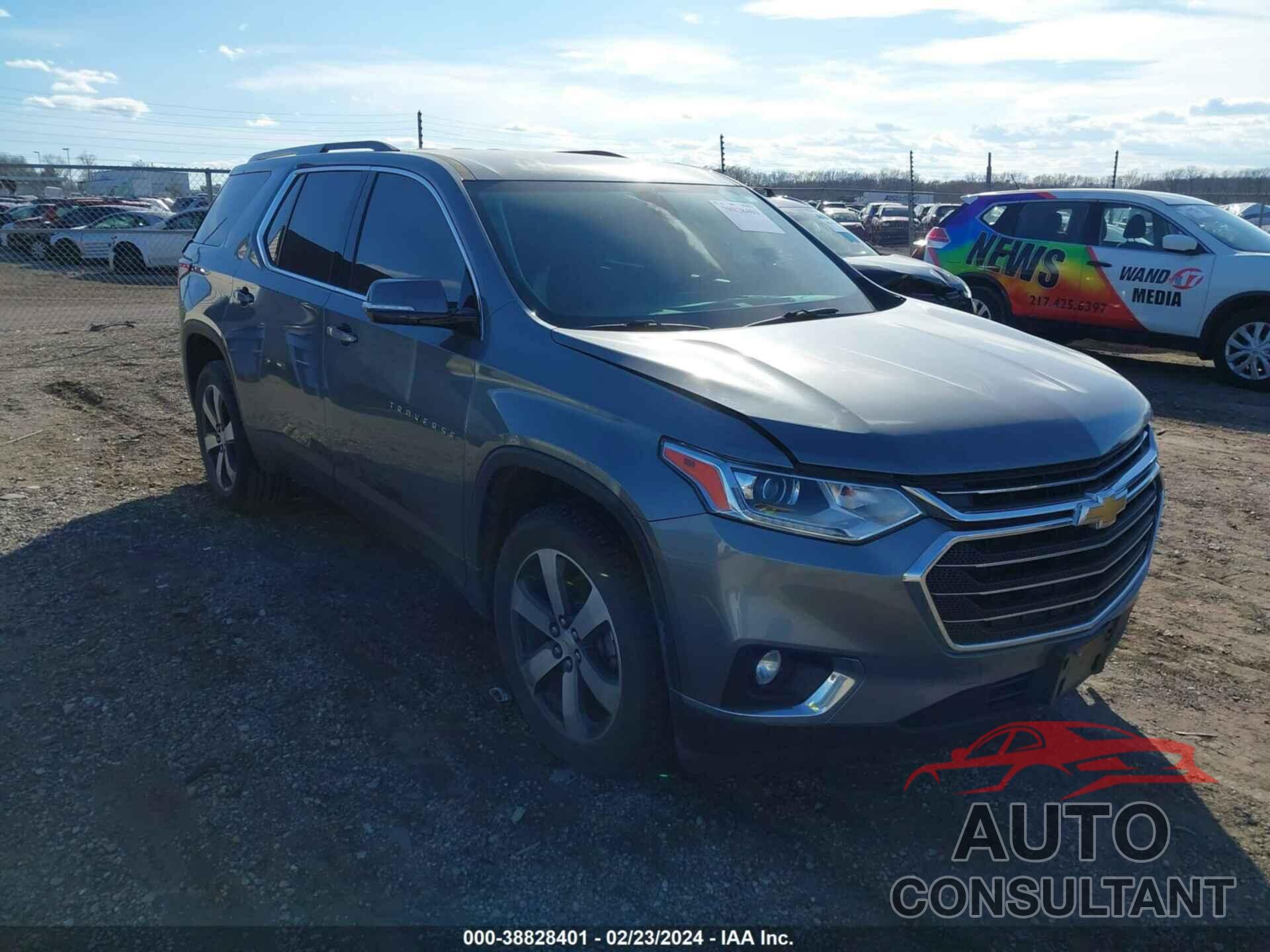 CHEVROLET TRAVERSE 2018 - 1GNERHKW0JJ116815