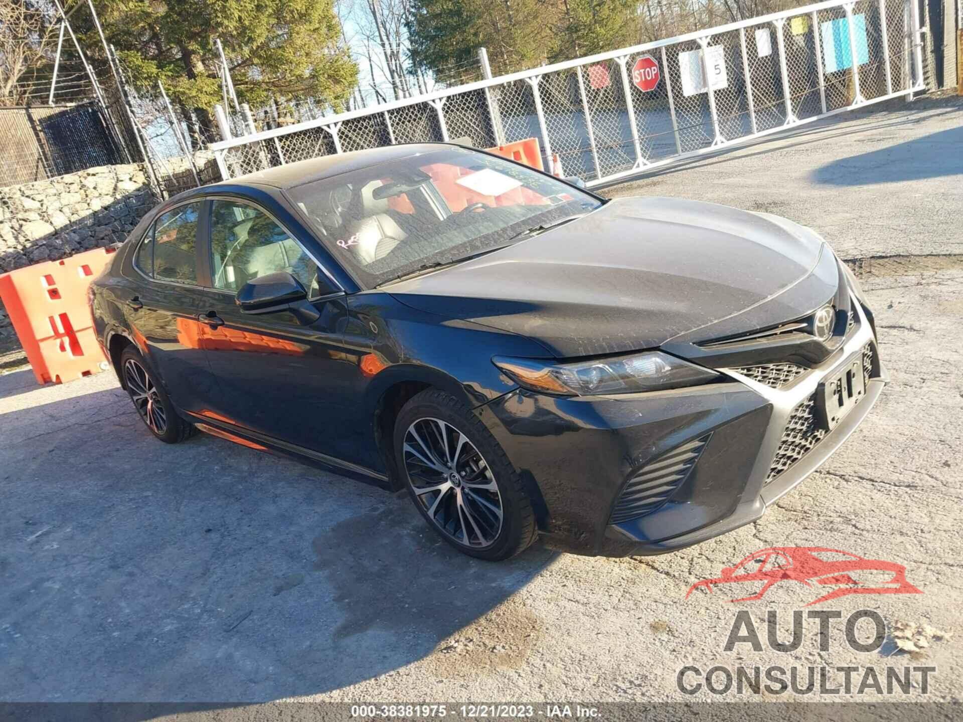TOYOTA CAMRY 2020 - 4T1G11AK7LU961267