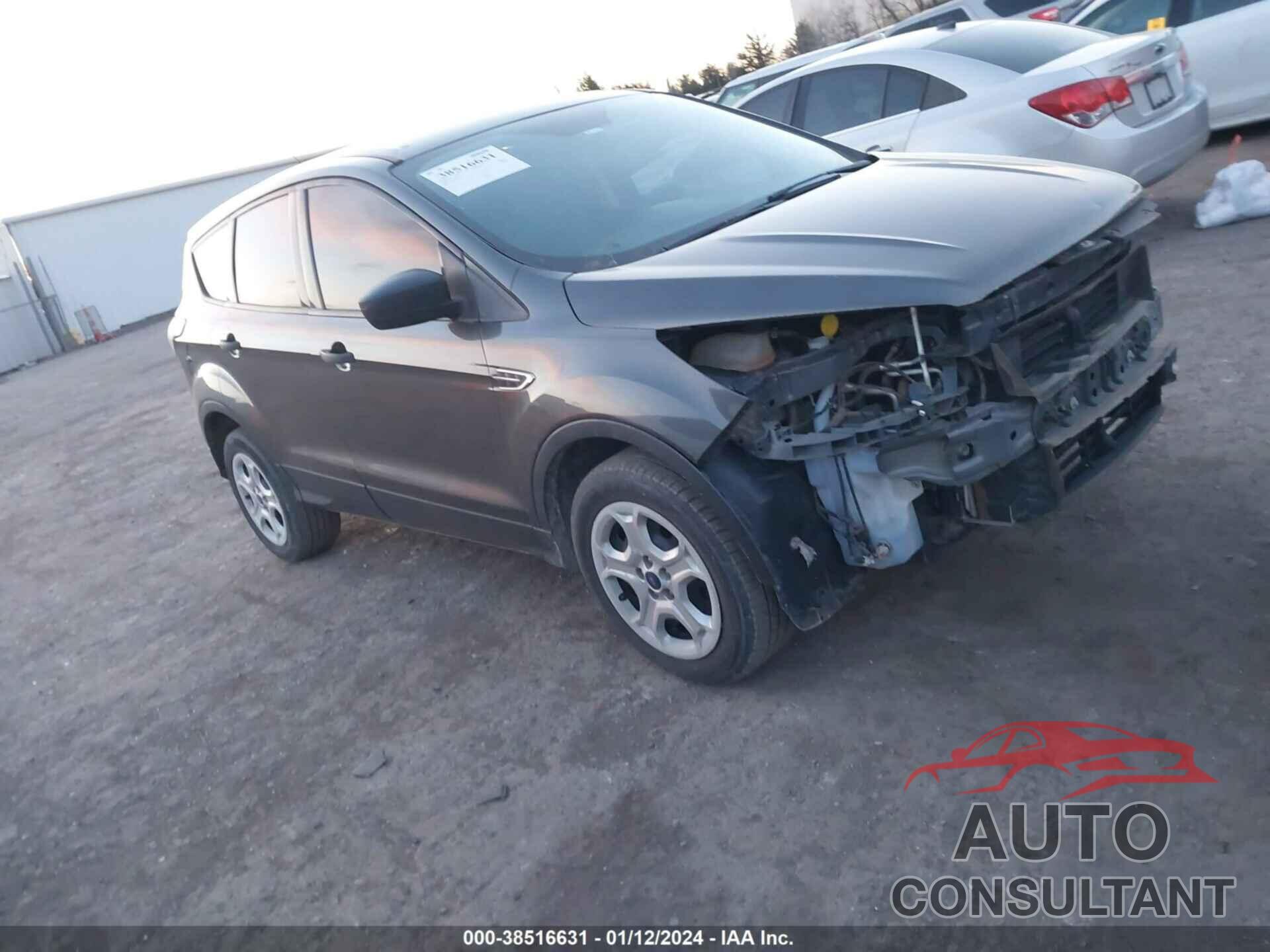 FORD ESCAPE 2017 - 1FMCU0F71HUB88761