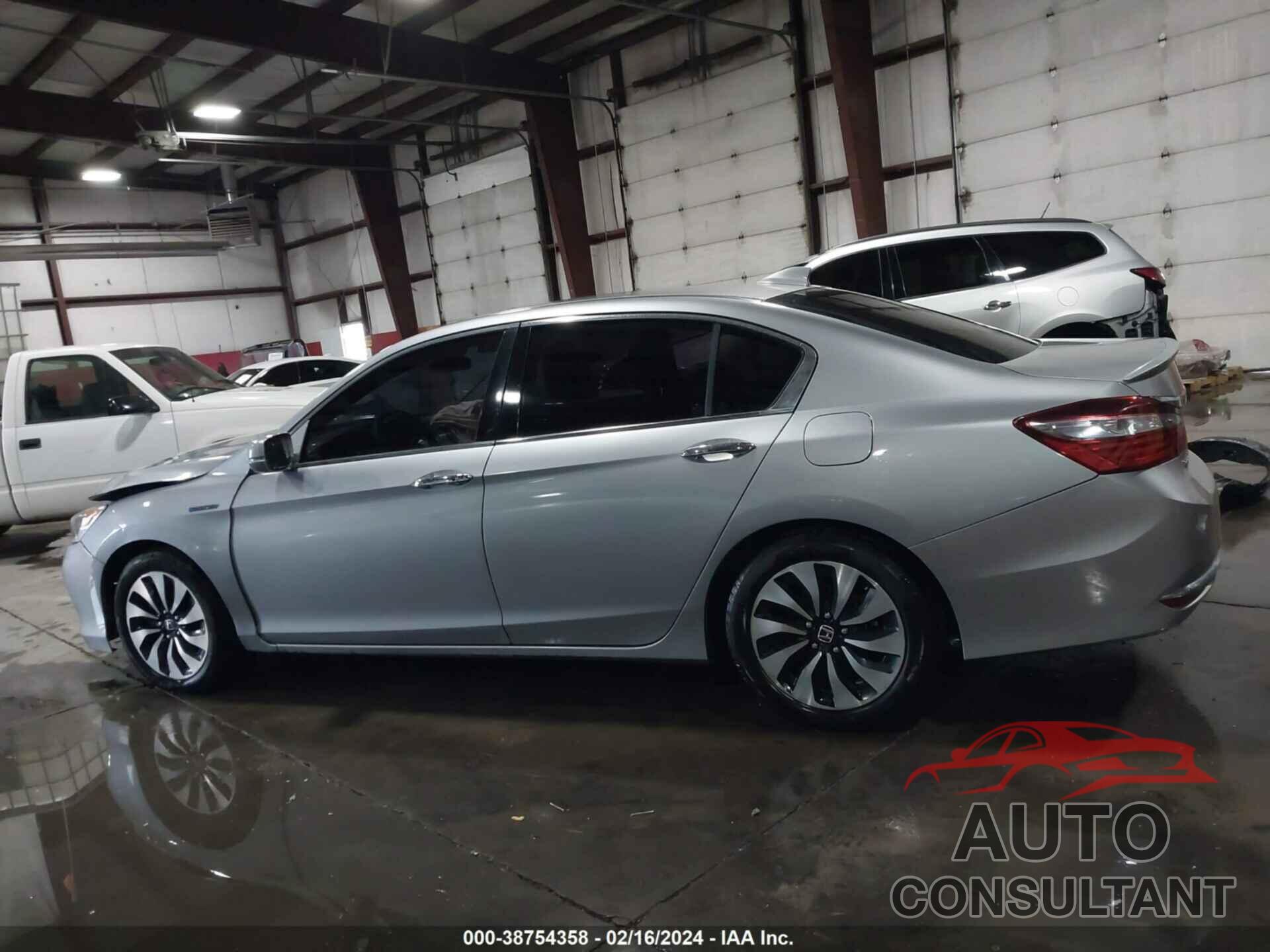 HONDA ACCORD HYBRID 2017 - JHMCR6F31HC003778