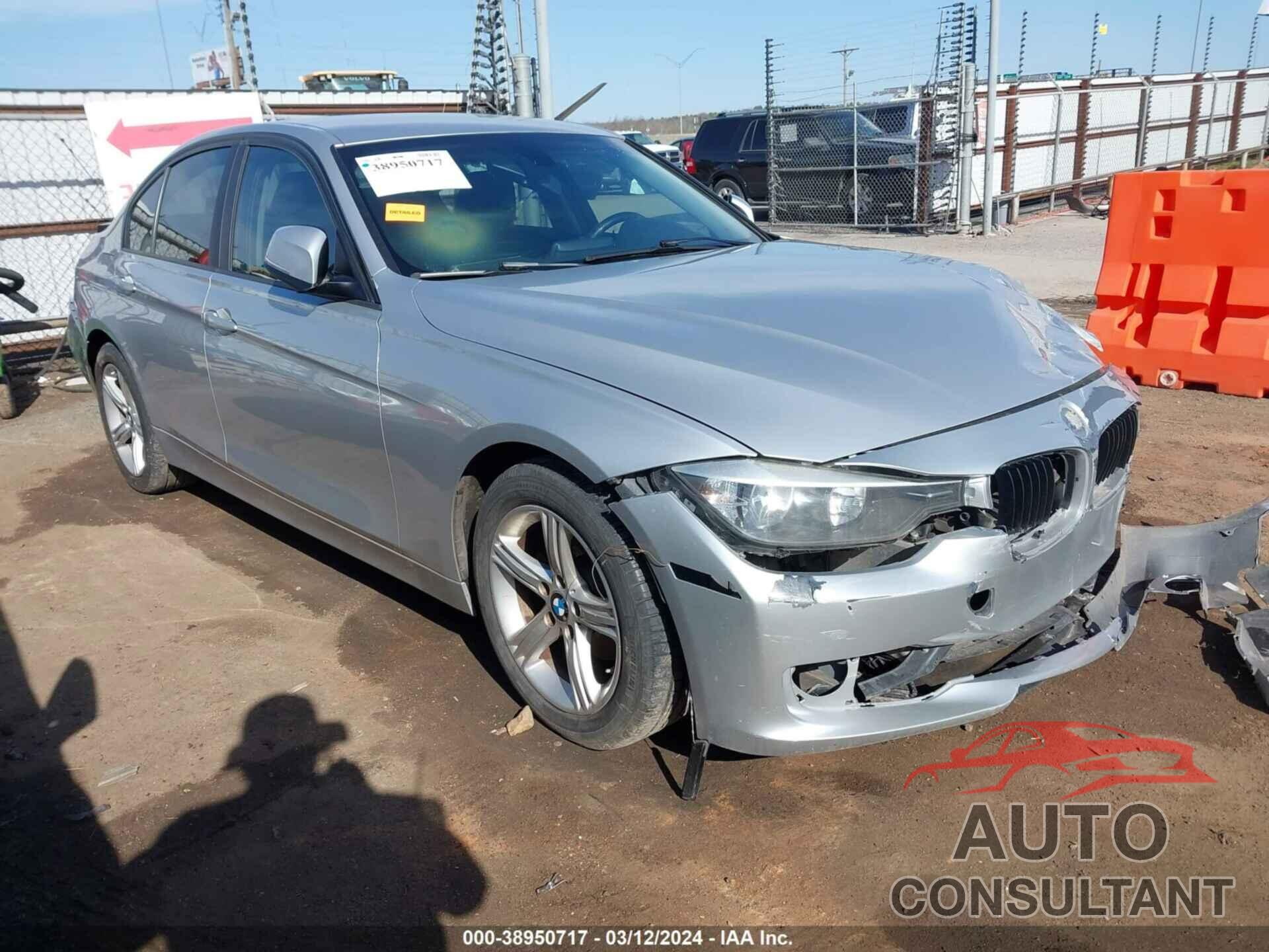 BMW 320I 2014 - WBA3B1G58ENS81101