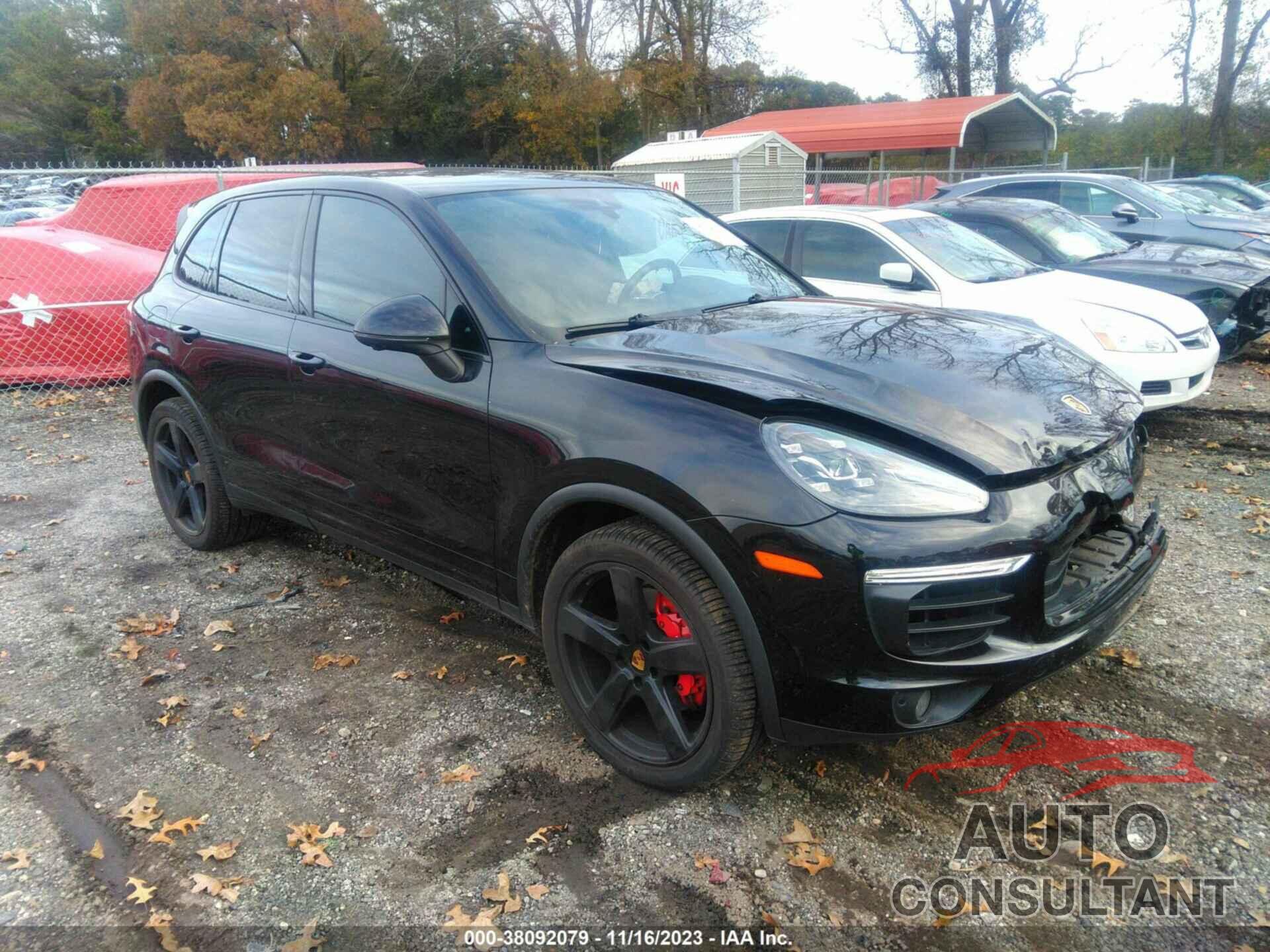 PORSCHE CAYENNE 2017 - WP1AB2A25HLA51450