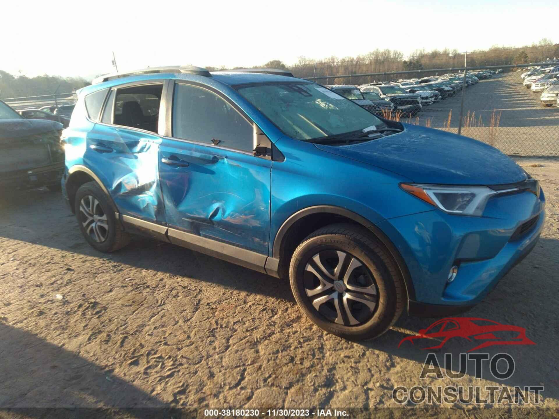 TOYOTA RAV4 2018 - 2T3ZFREV0JW466572