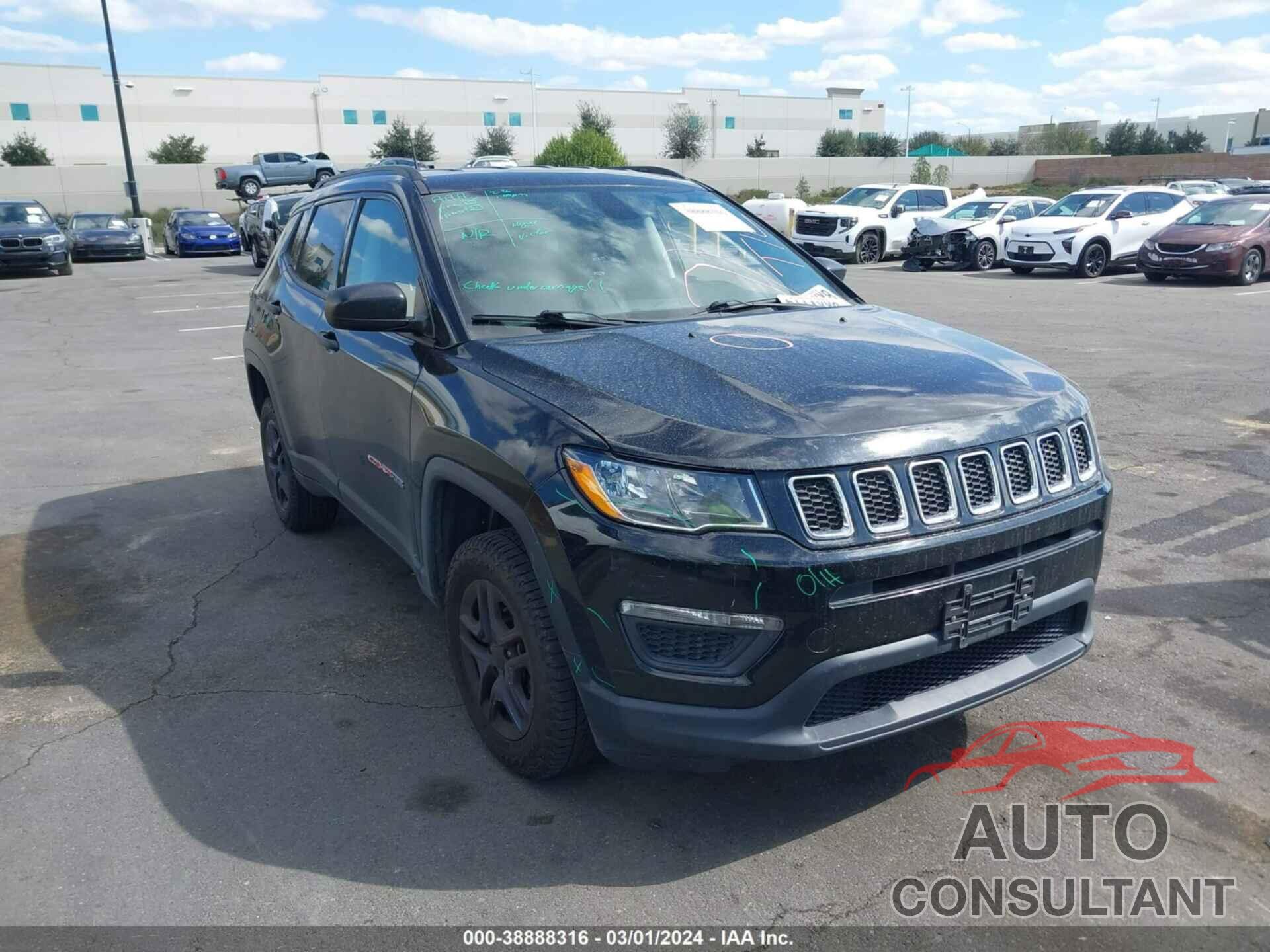 JEEP COMPASS 2018 - 3C4NJDAB8JT180021