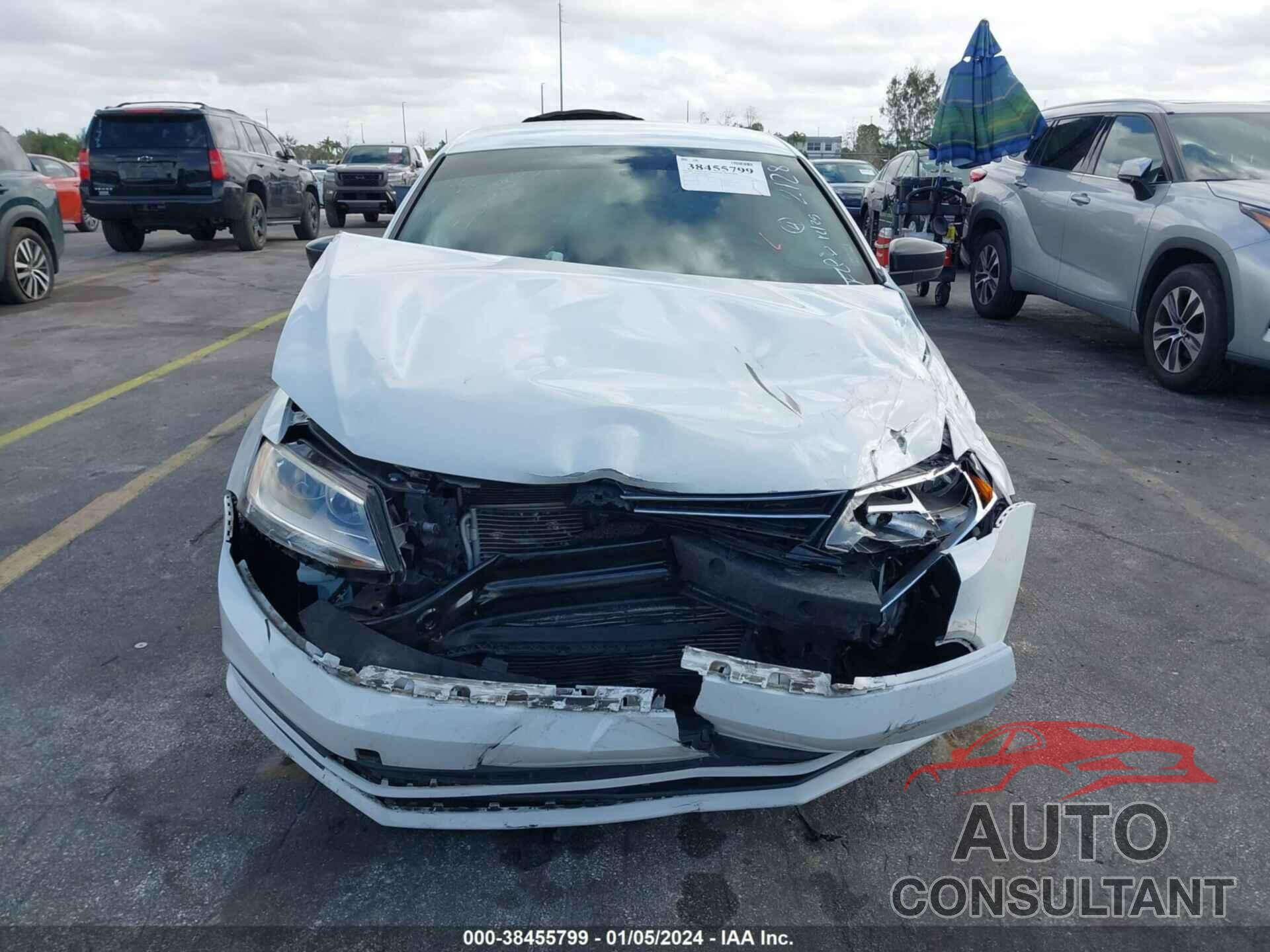 VOLKSWAGEN JETTA 2016 - 3VWD17AJ9GM412128