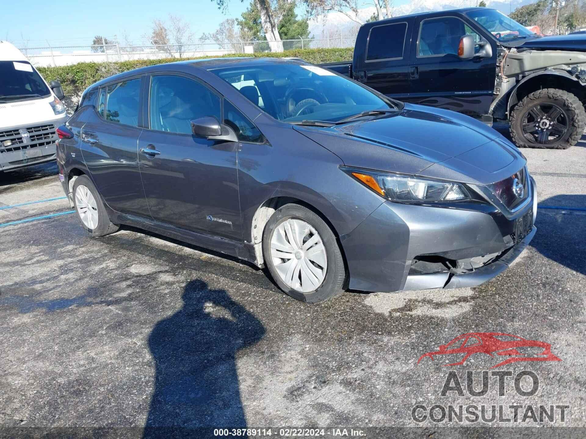 NISSAN LEAF 2019 - 1N4AZ1CP2KC305919