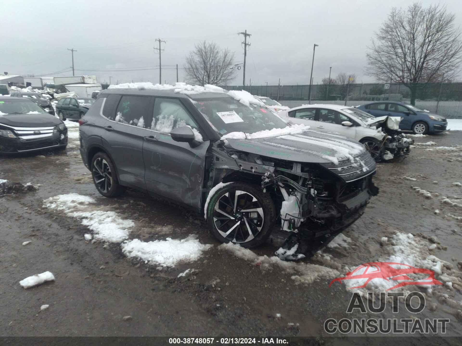 MITSUBISHI OUTLANDER 2023 - JA4J4UA87PZ039351